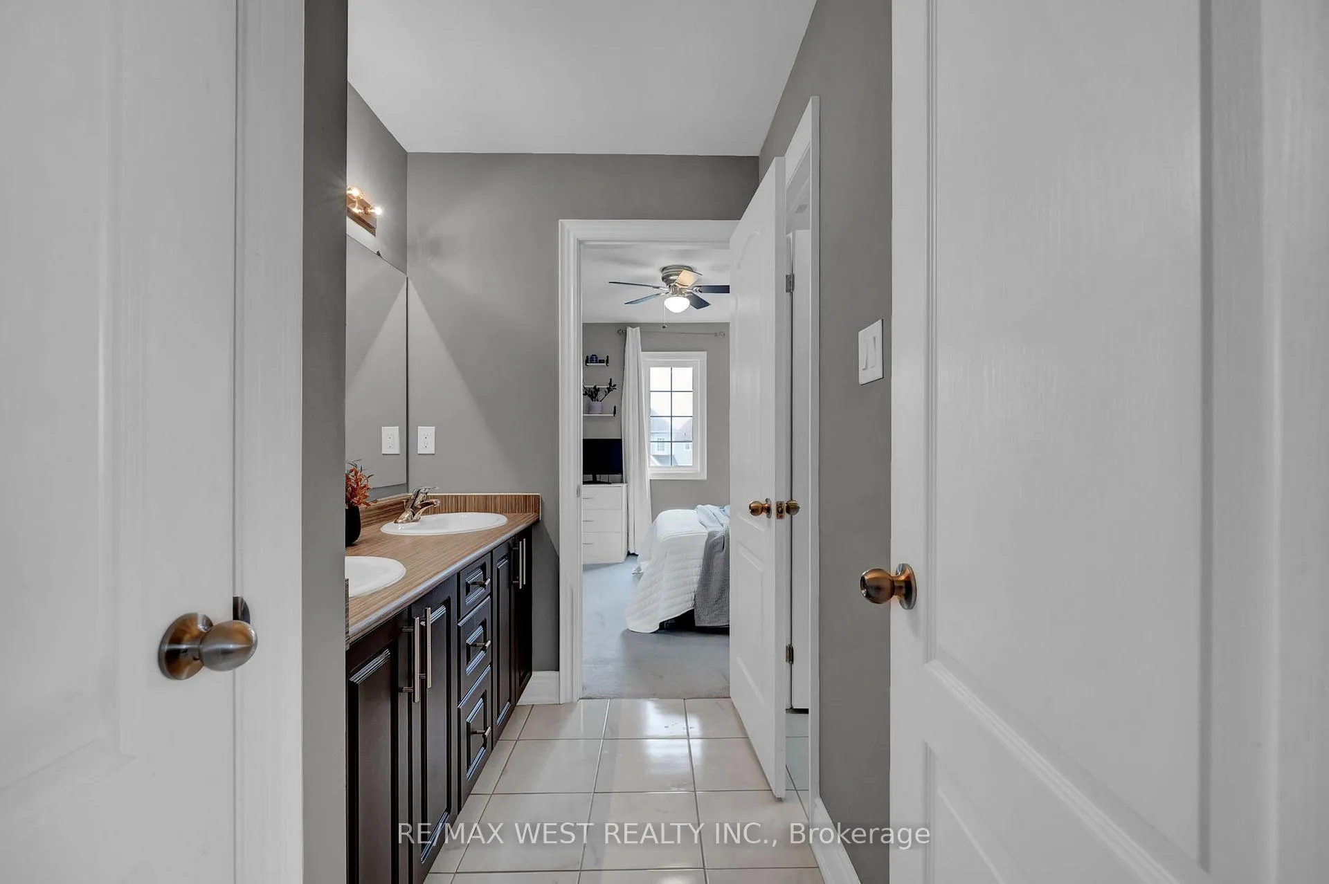 Photo 33 of 100 Bruce Cameron Drive, Clarington, Bowmanville — HOMEH