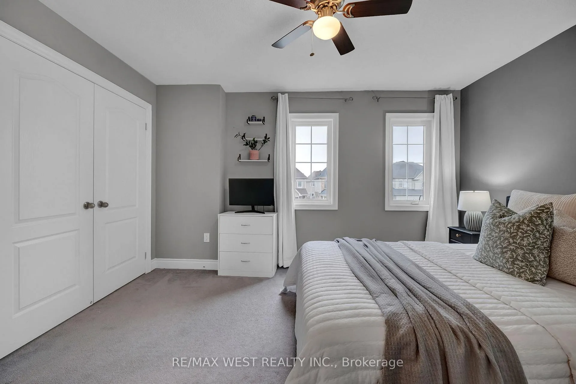 Photo 36 of 100 Bruce Cameron Drive, Clarington, Bowmanville — HOMEH