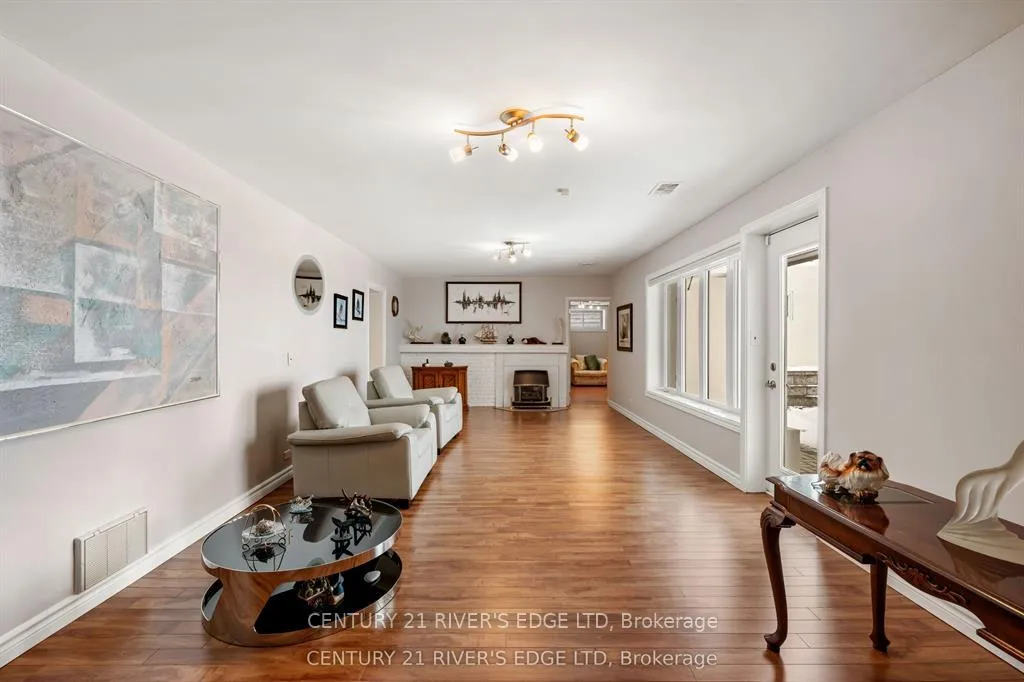Photo 24 of 17 Hardy Crescent, Brockville — HOMEH