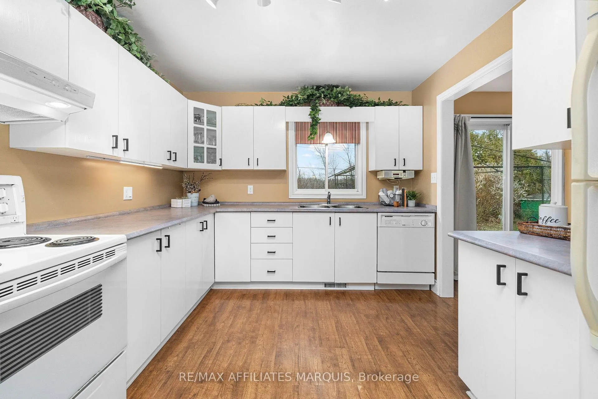 Photo 11 of 38 Wills Road, Rideau Lakes, Rideau Lakes (South Elmsley) Twp — HOMEH