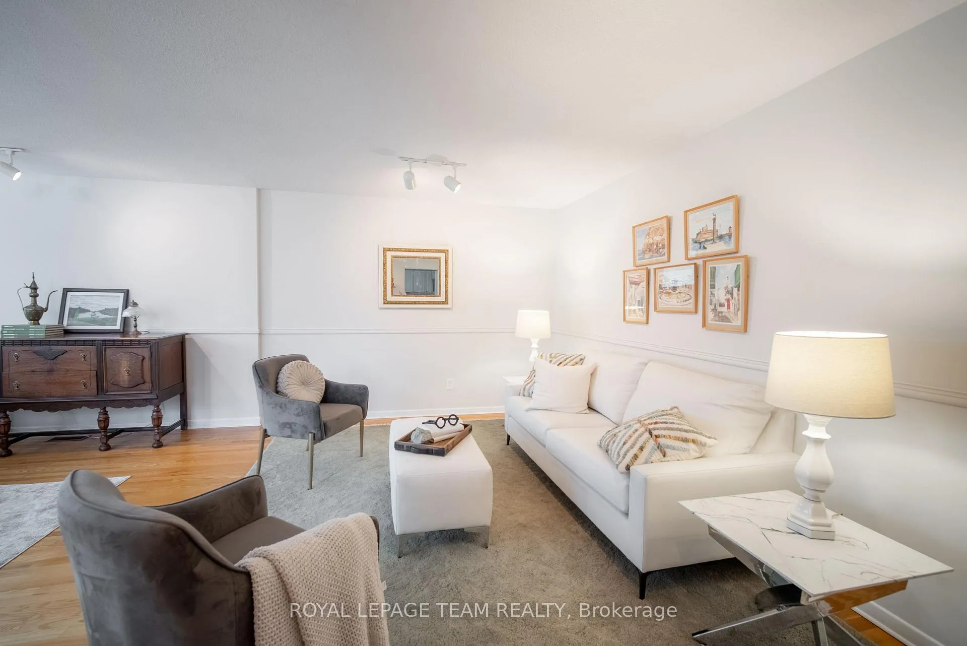 Photo 7 of 45 Welkin Crescent, Ottawa, Borden Farm/Stewart Farm/Carleton Heights/Parkwood Hills — HOMEH