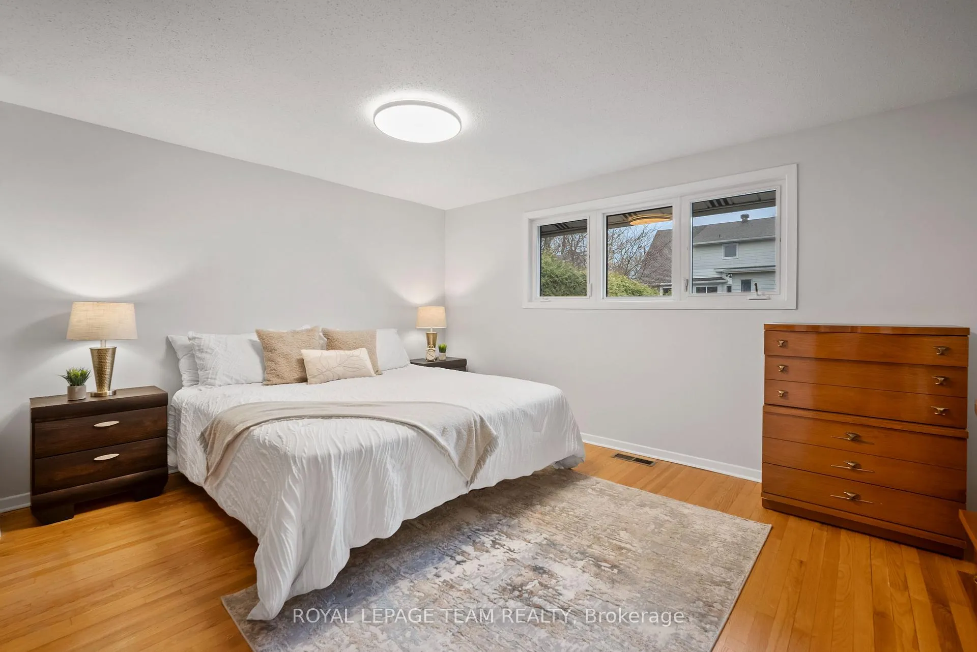 Photo 15 of 45 Welkin Crescent, Ottawa, Borden Farm/Stewart Farm/Carleton Heights/Parkwood Hills — HOMEH