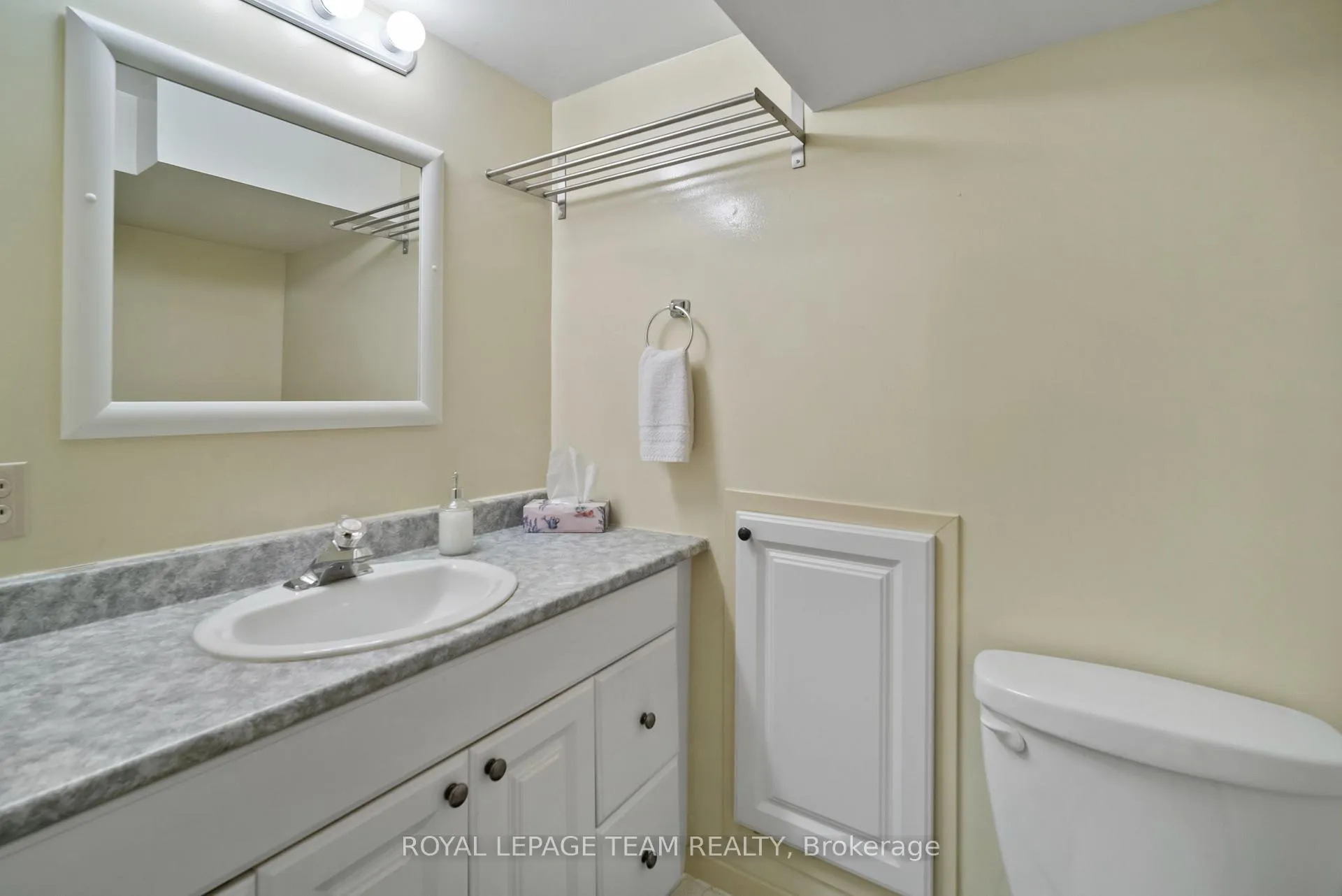 Photo 26 of 45 Welkin Crescent, Ottawa, Borden Farm/Stewart Farm/Carleton Heights/Parkwood Hills — HOMEH