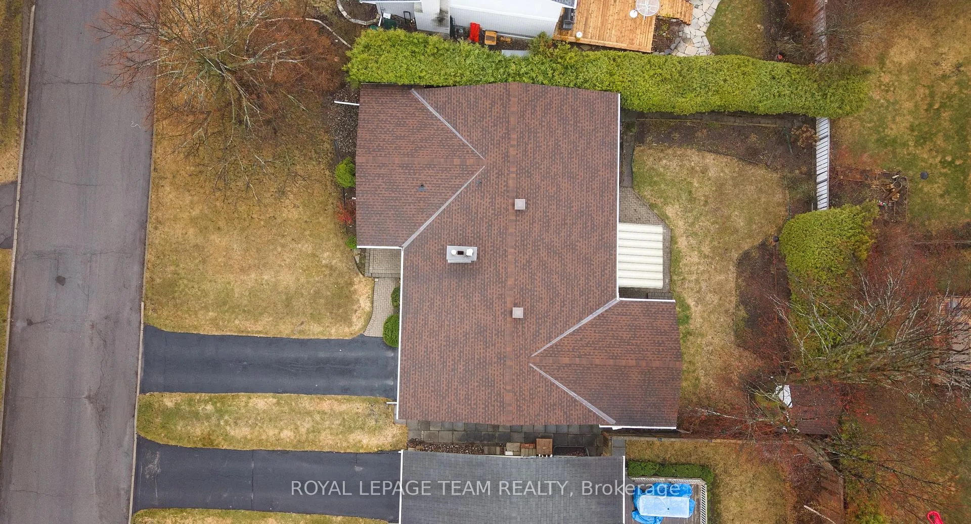 Photo 34 of 45 Welkin Crescent, Ottawa, Borden Farm/Stewart Farm/Carleton Heights/Parkwood Hills — HOMEH