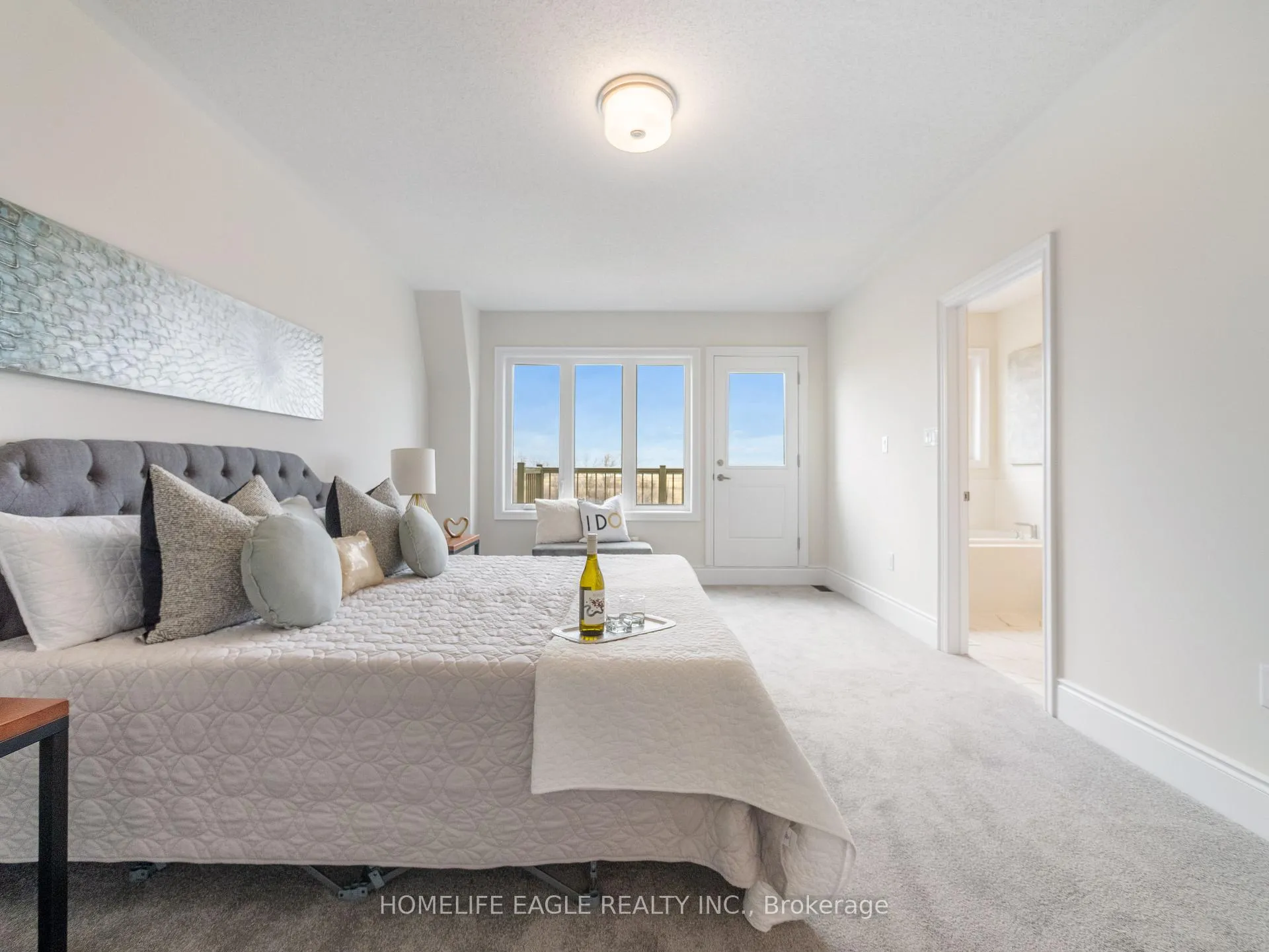 Photo 12 of 34 Foxsparrow Road, Brampton, Sandringham-Wellington North — HOMEH
