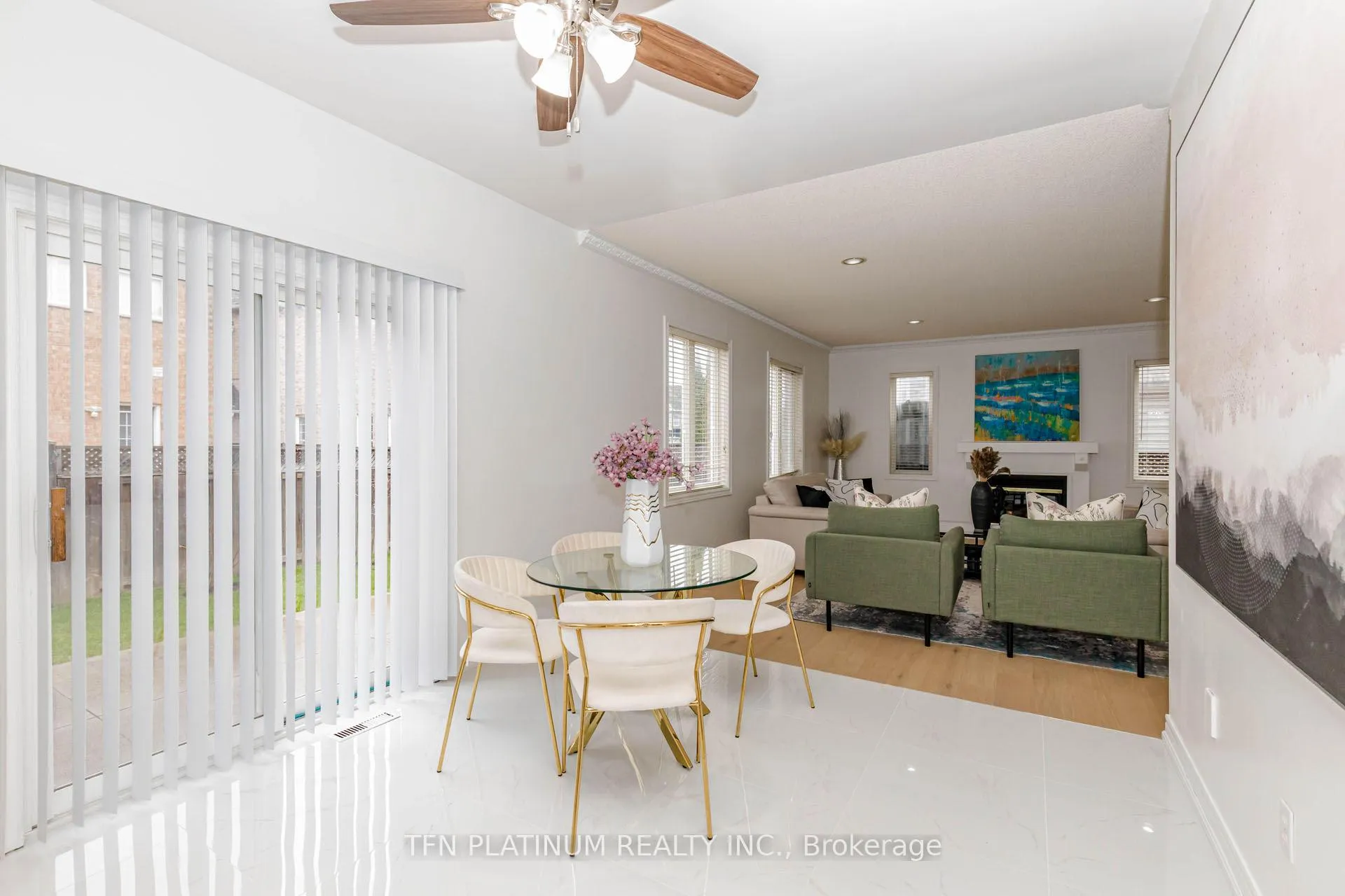 Photo 25 of 28 Banks Drive, Brampton, Vales of Castlemore — HOMEH