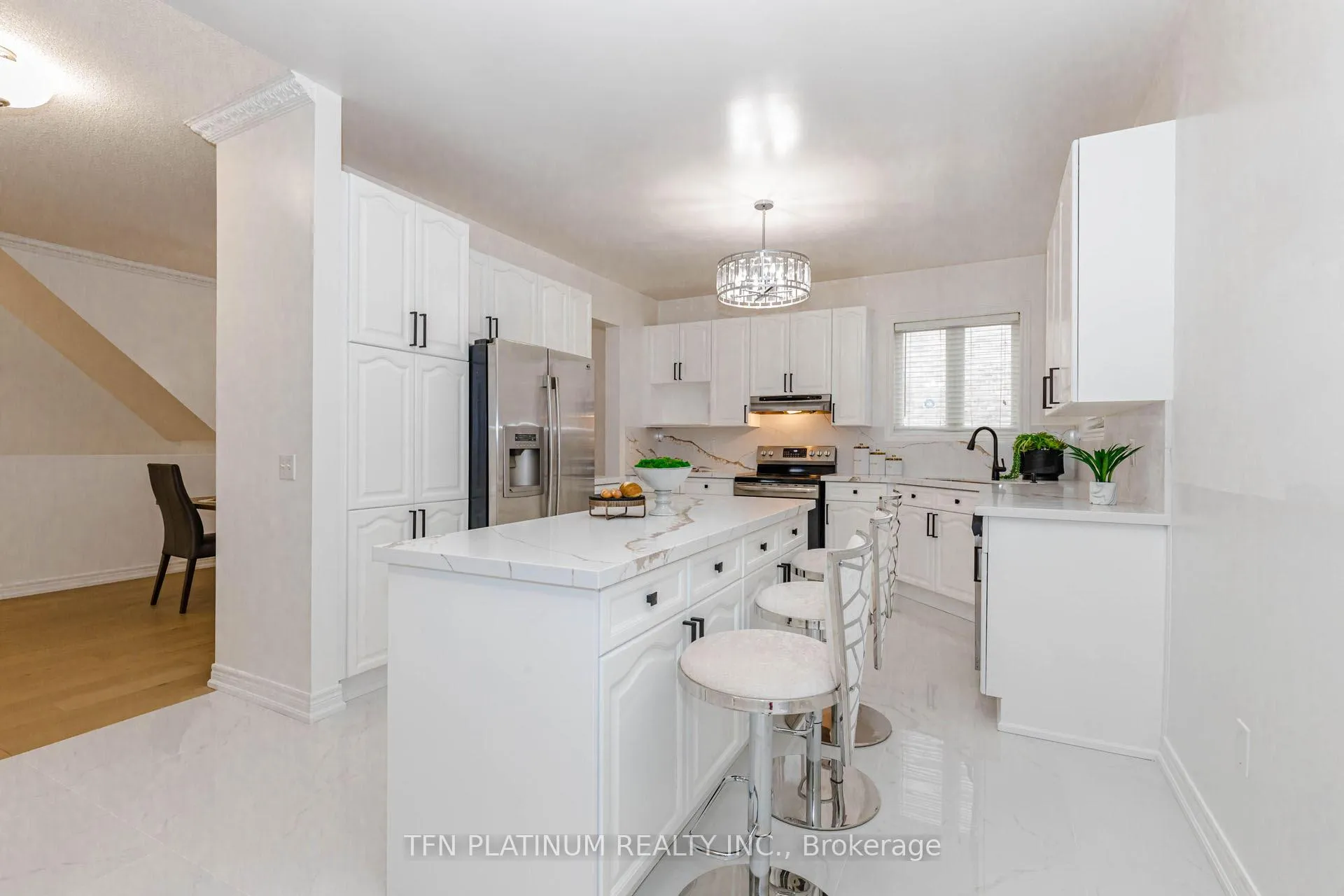 Photo 26 of 28 Banks Drive, Brampton, Vales of Castlemore — HOMEH