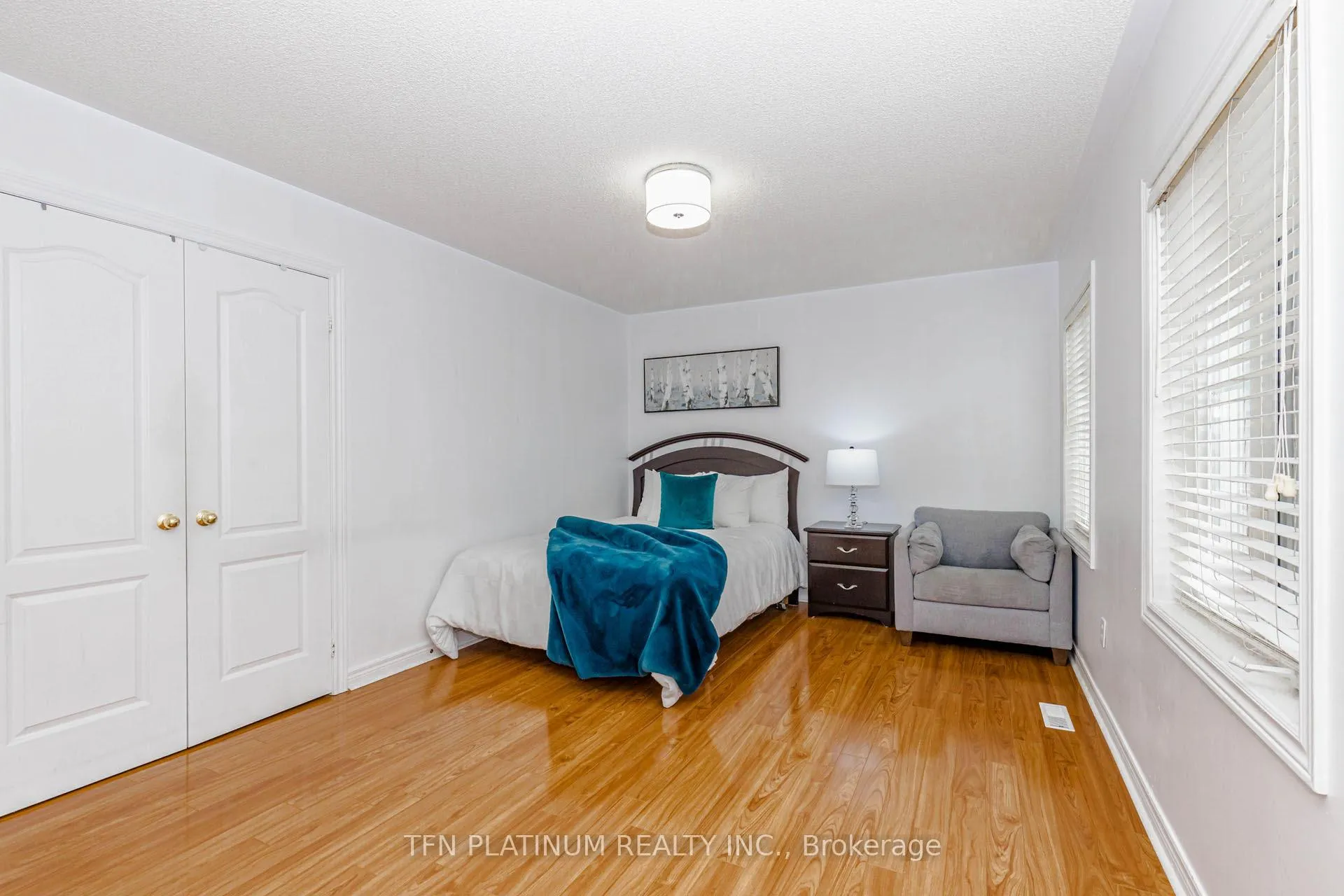 Photo 39 of 28 Banks Drive, Brampton, Vales of Castlemore — HOMEH