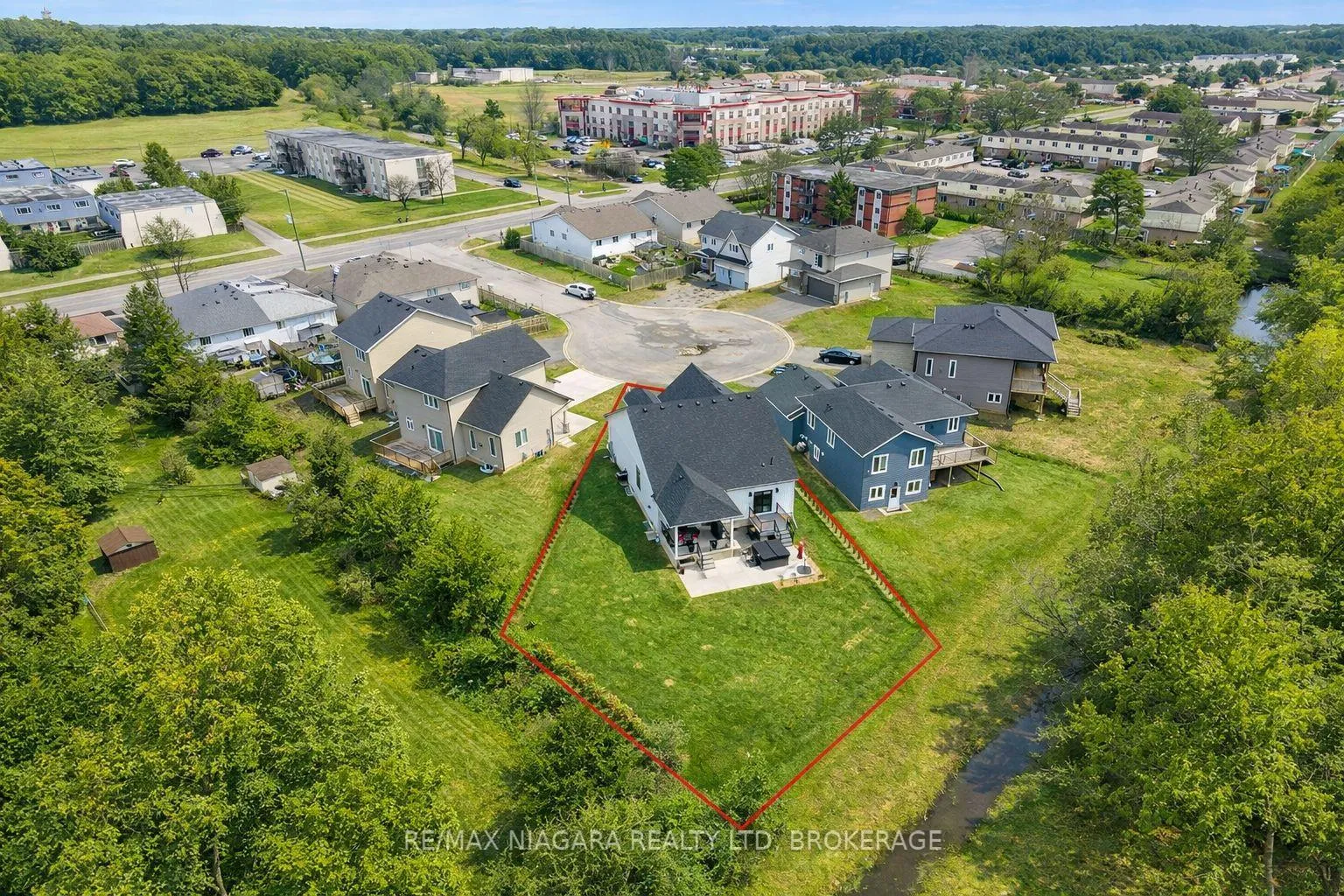 Photo 29 of 3359 Willguard Court, Niagara Falls, Chippawa — HOMEH
