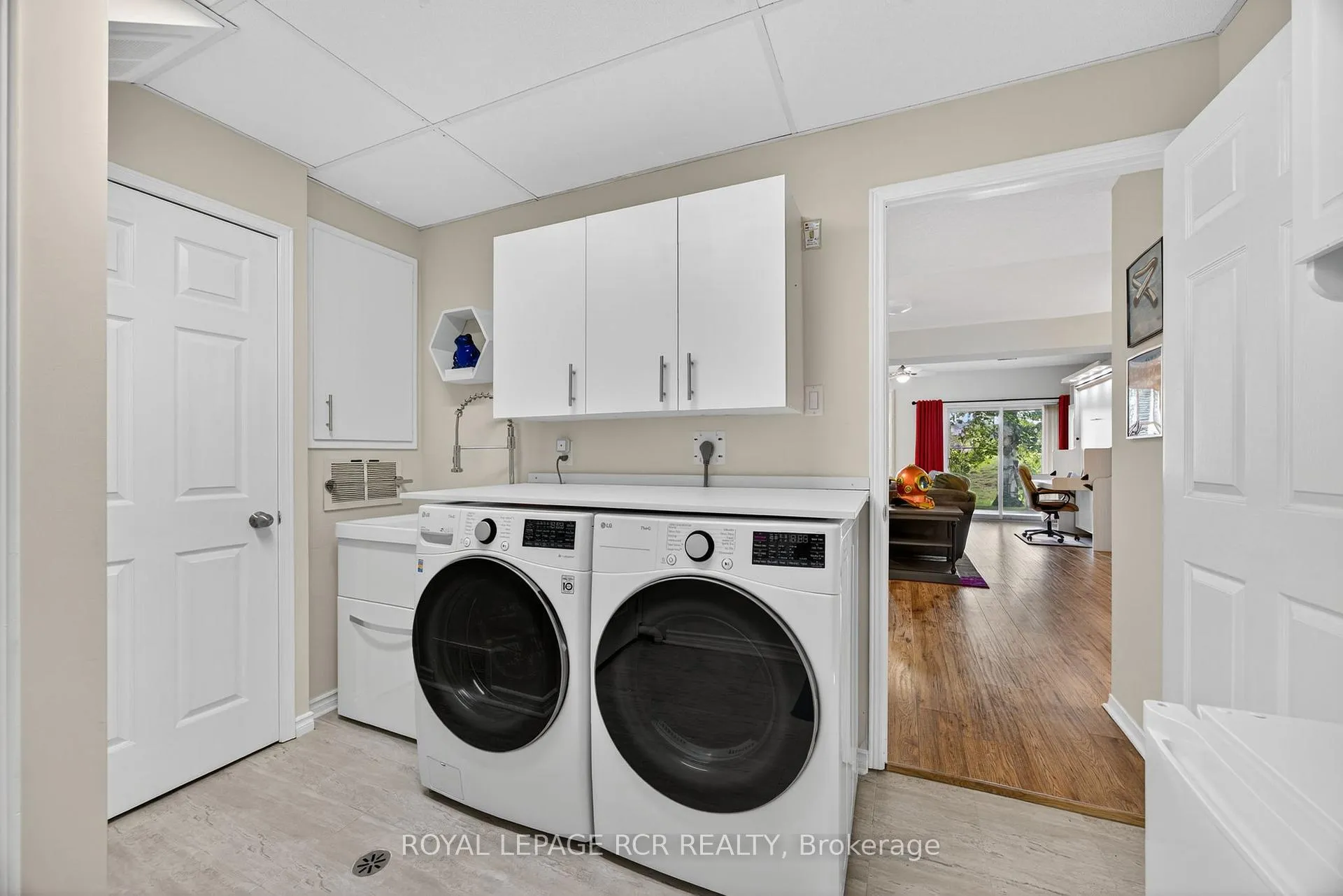 Photo 13 of 108 Green Briar Road, New Tecumseth, Alliston — HOMEH