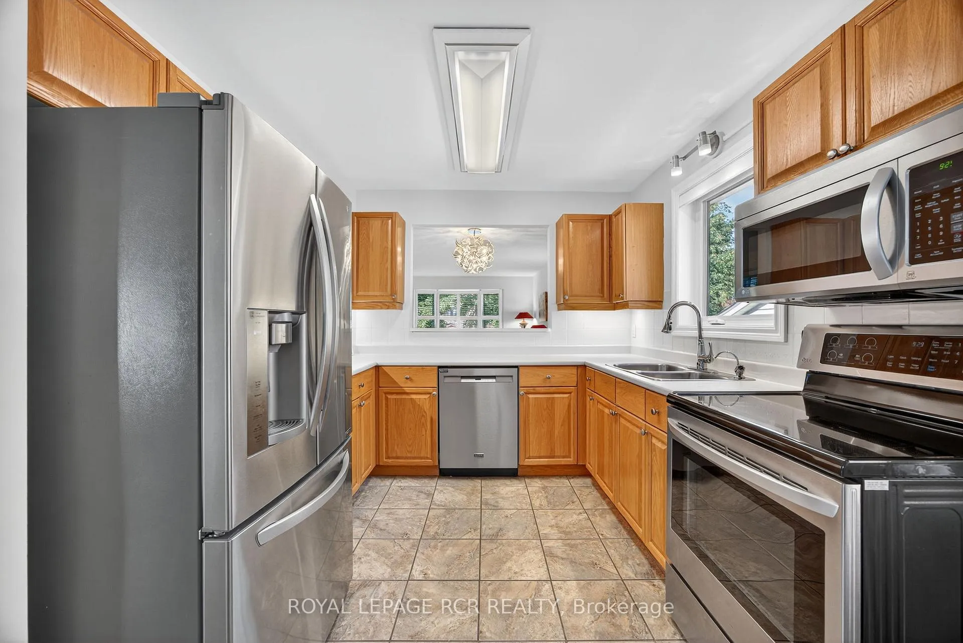 Photo 18 of 108 Green Briar Road, New Tecumseth, Alliston — HOMEH