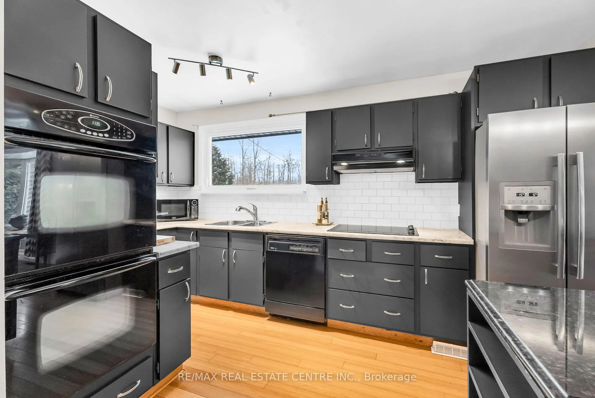 Photo 11 of 10932 22 Side Road, Halton Hills, Limehouse — HOMEH