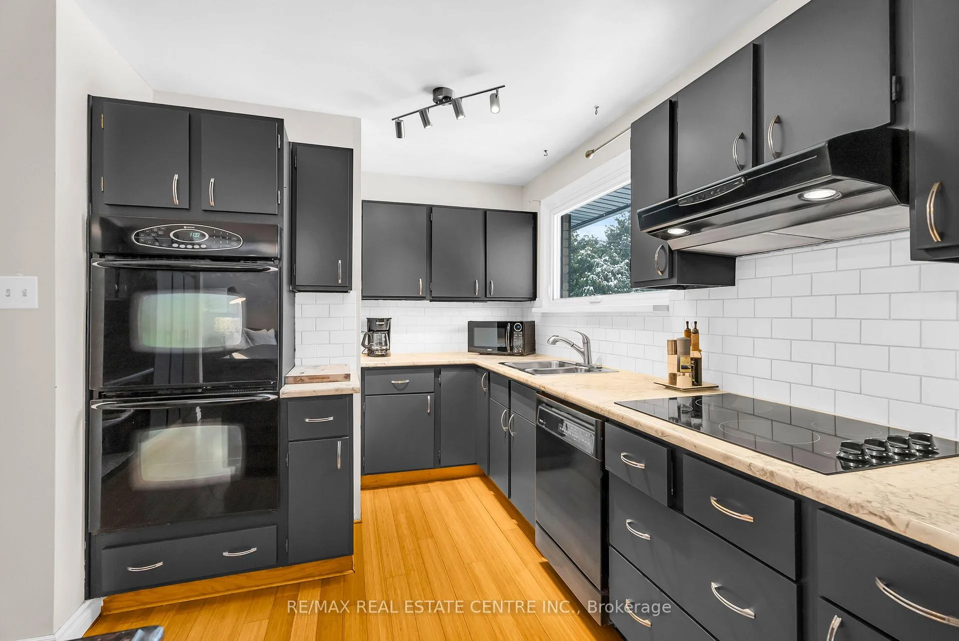 Photo 12 of 10932 22 Side Road, Halton Hills, Limehouse — HOMEH