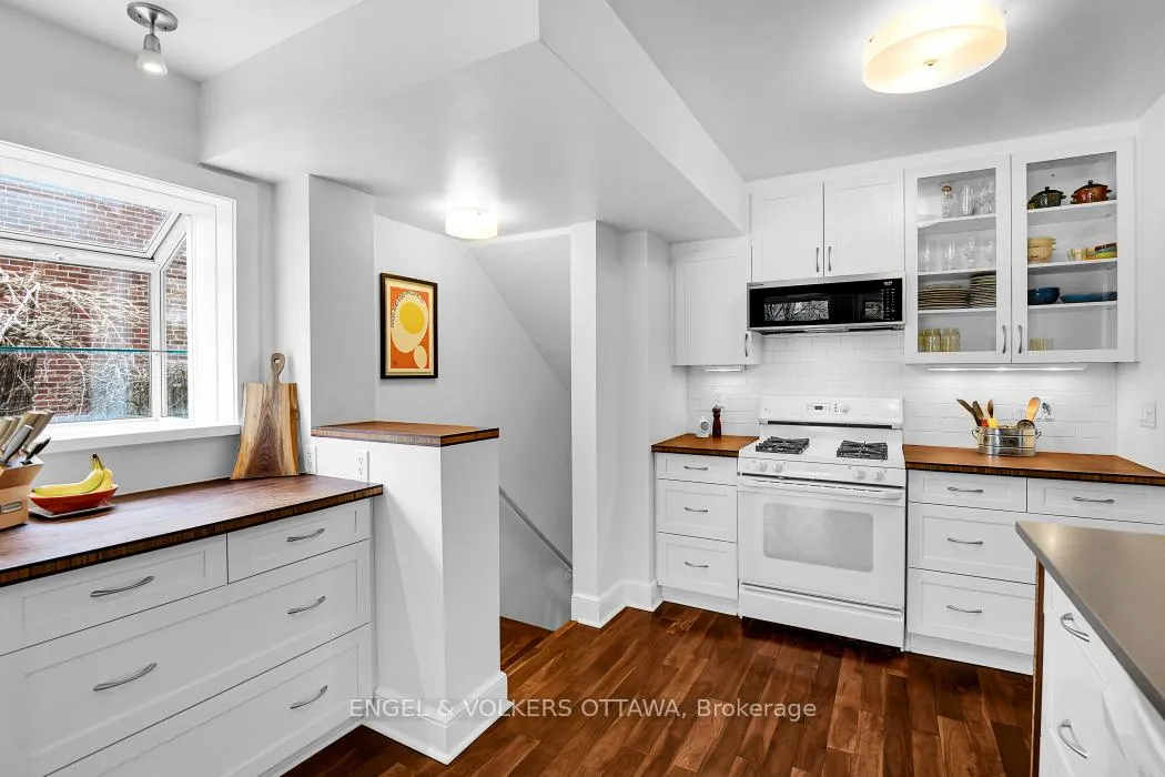 Photo 9 of 421 Chapel Street, Ottawa, Sandy Hill — HOMEH