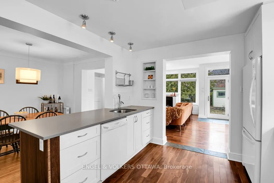 Photo 10 of 421 Chapel Street, Ottawa, Sandy Hill — HOMEH