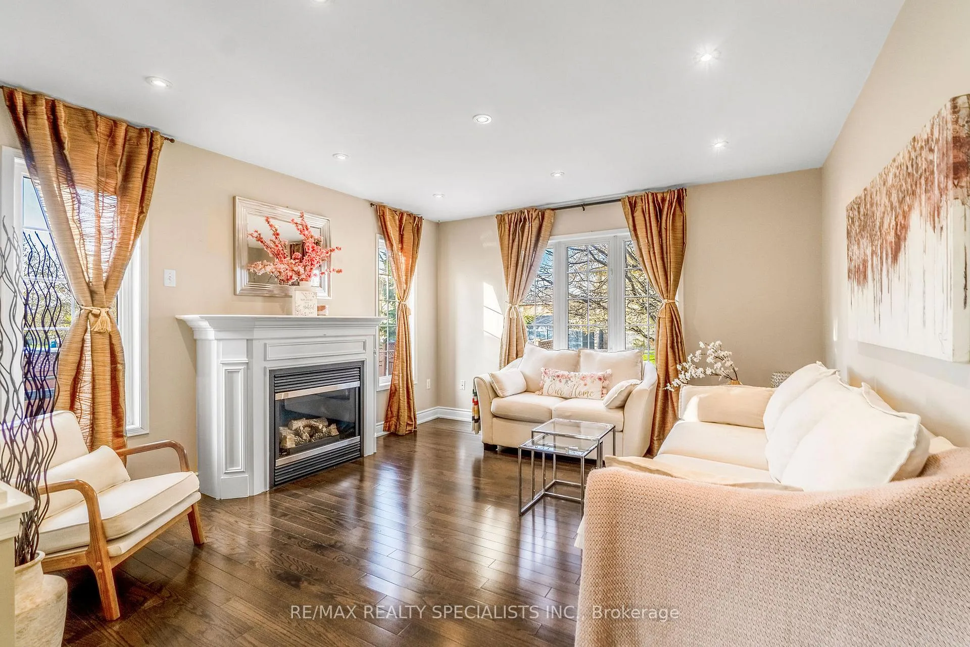 Photo 11 of 2 Rainstorm Road, Brampton, Sandringham-Wellington — HOMEH
