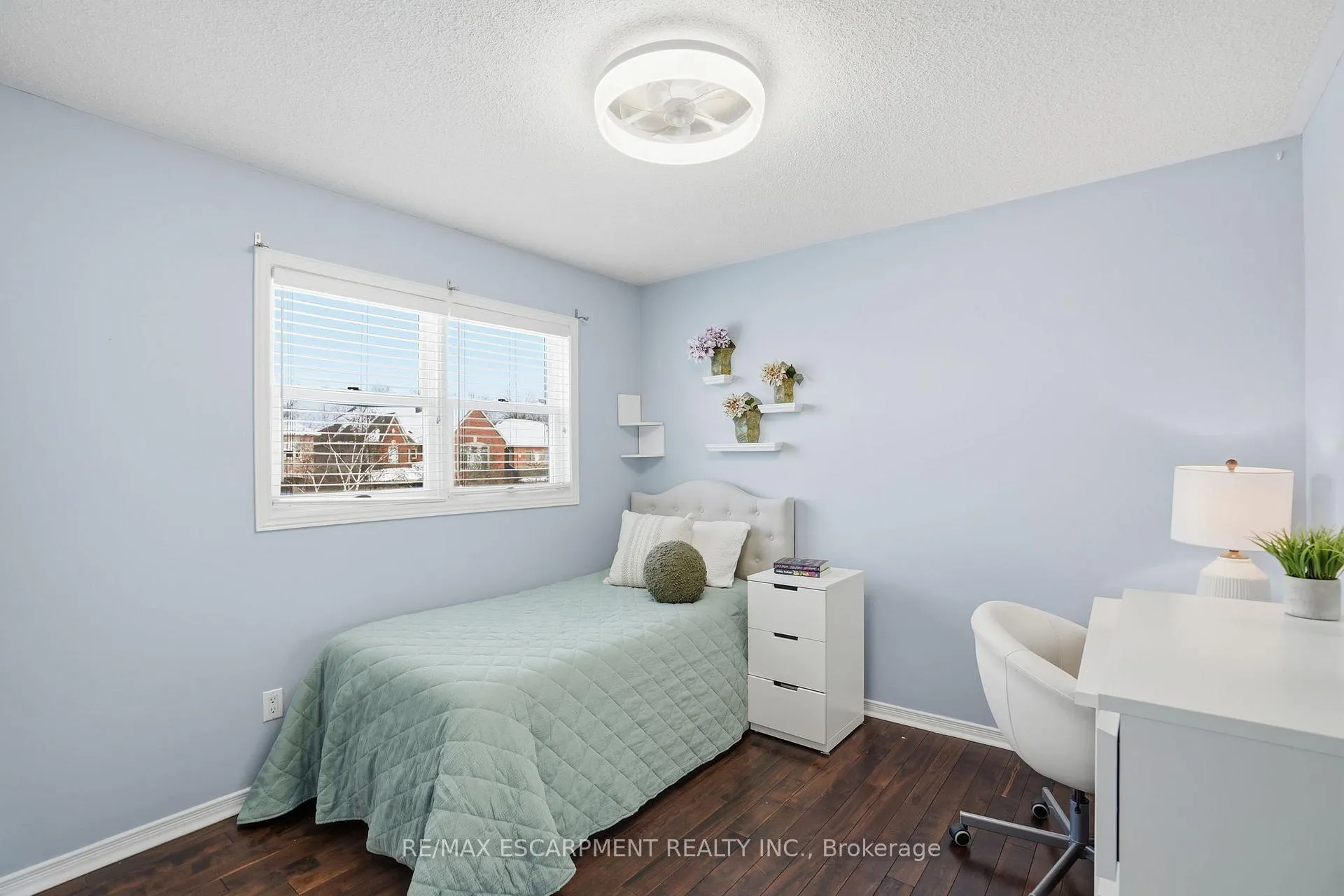 Photo 25 of 73 Riley Street, Hamilton, Waterdown — HOMEH
