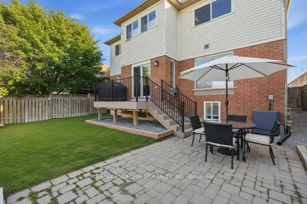 Photo 36 of 73 Riley Street, Hamilton, Waterdown — HOMEH