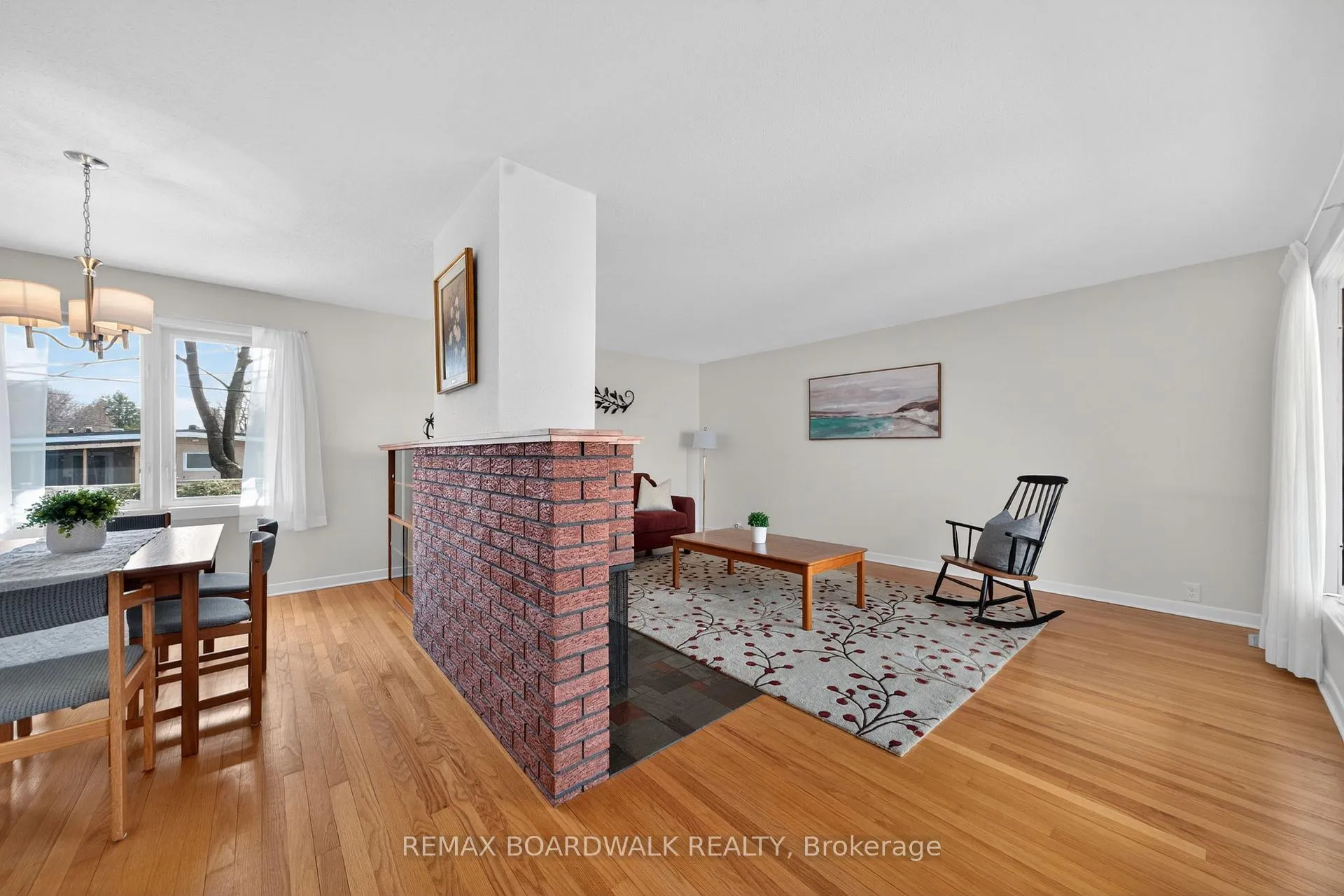 Photo 7 of 32 Bowmoor Avenue, Ottawa, Borden Farm/Stewart Farm/Carleton Heights/Parkwood Hills — HOMEH