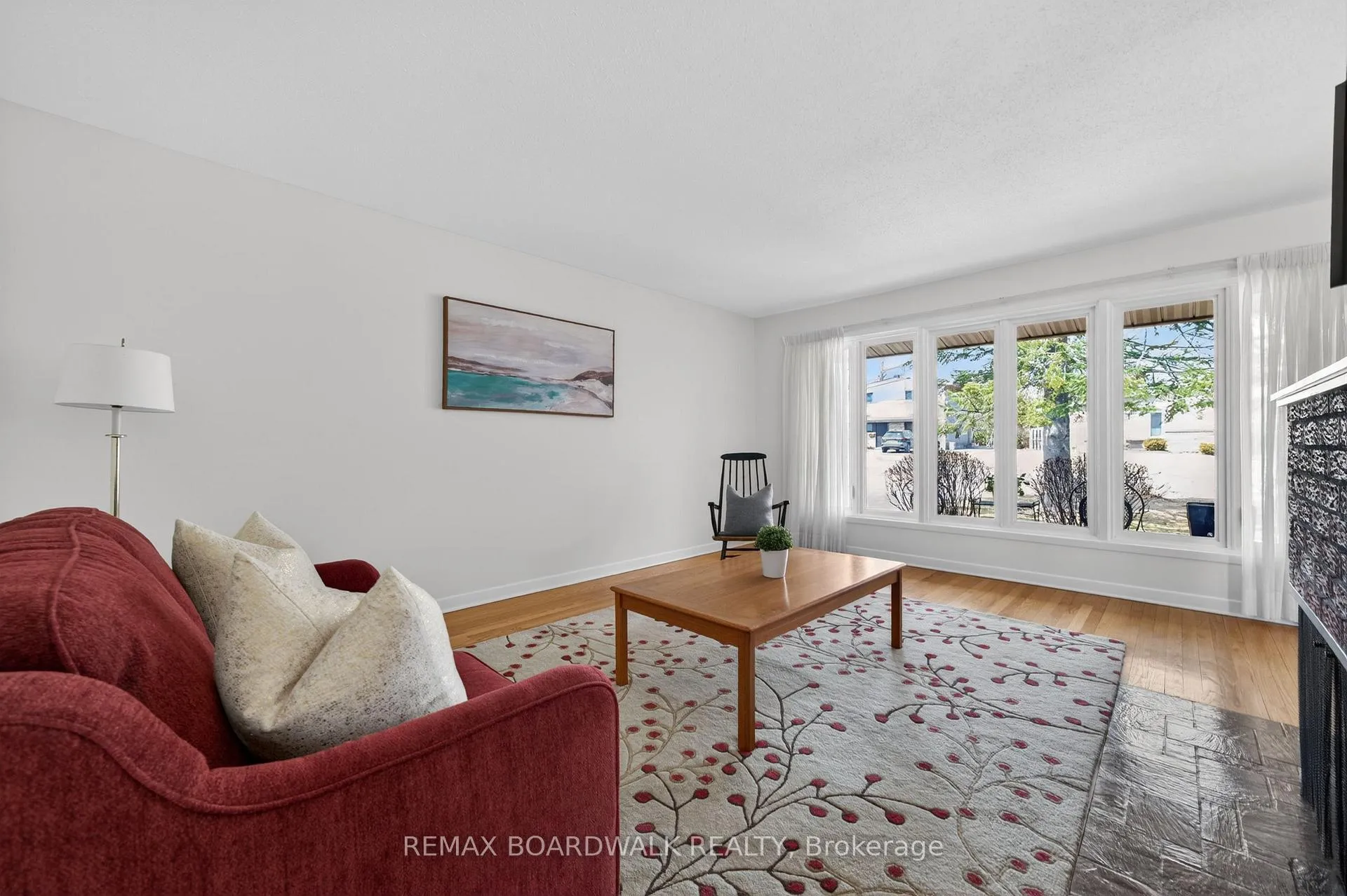 Photo 9 of 32 Bowmoor Avenue, Ottawa, Borden Farm/Stewart Farm/Carleton Heights/Parkwood Hills — HOMEH