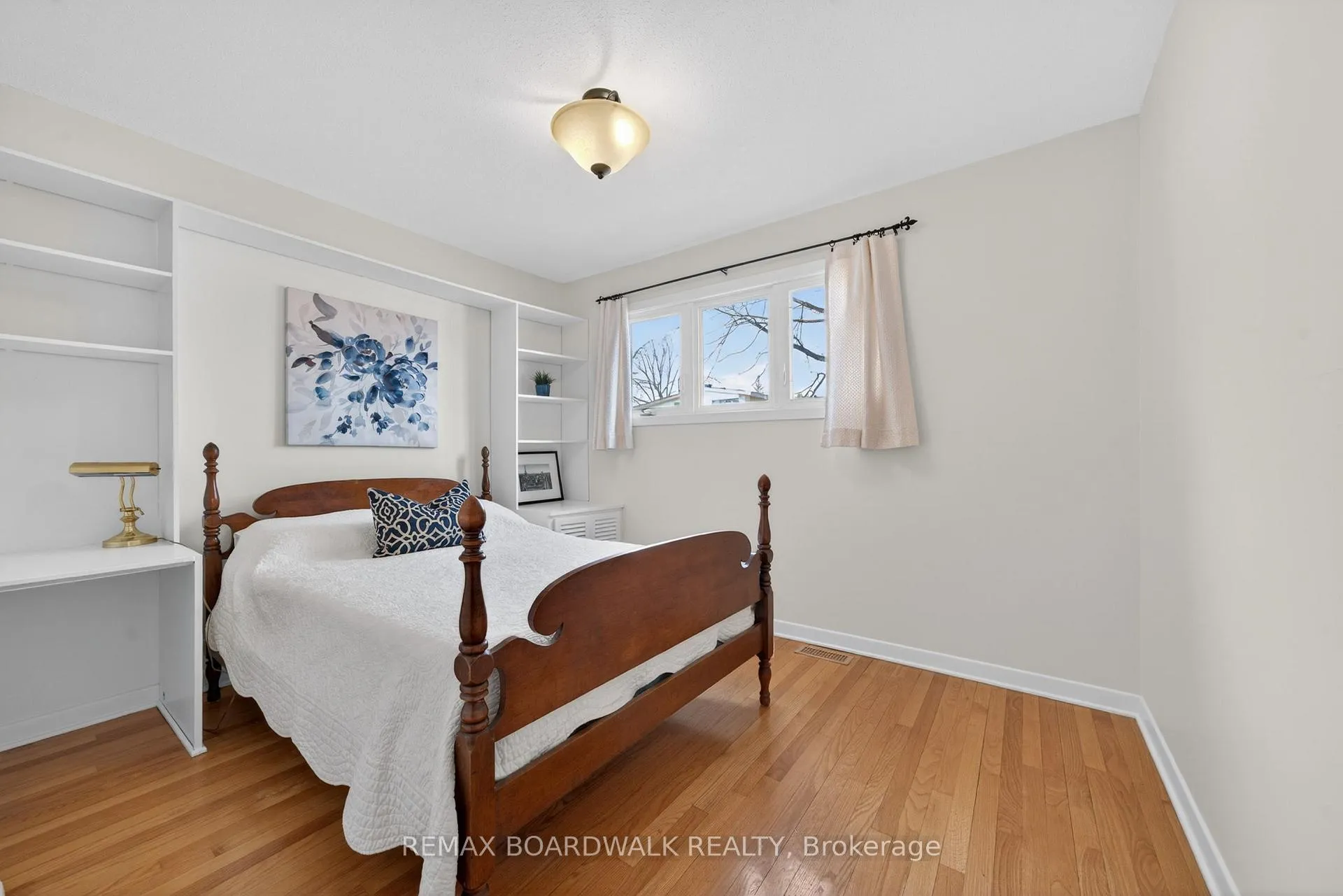 Photo 19 of 32 Bowmoor Avenue, Ottawa, Borden Farm/Stewart Farm/Carleton Heights/Parkwood Hills — HOMEH