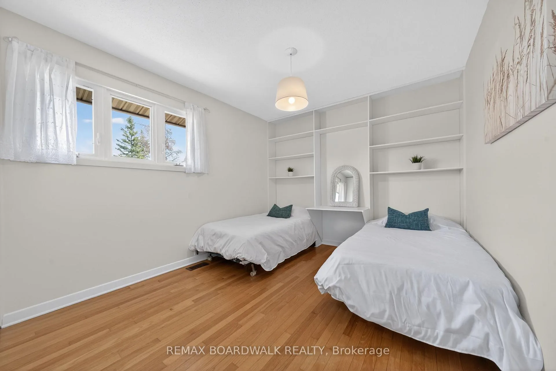 Photo 20 of 32 Bowmoor Avenue, Ottawa, Borden Farm/Stewart Farm/Carleton Heights/Parkwood Hills — HOMEH