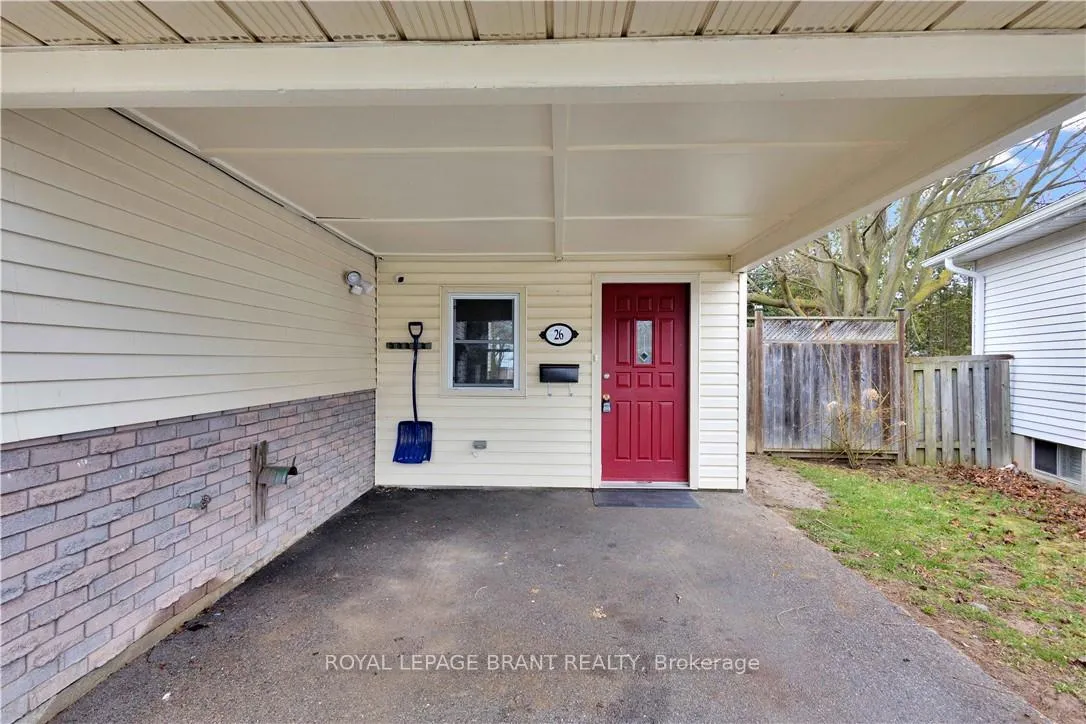 Photo 2 of 26 October Place, Brantford — HOMEH