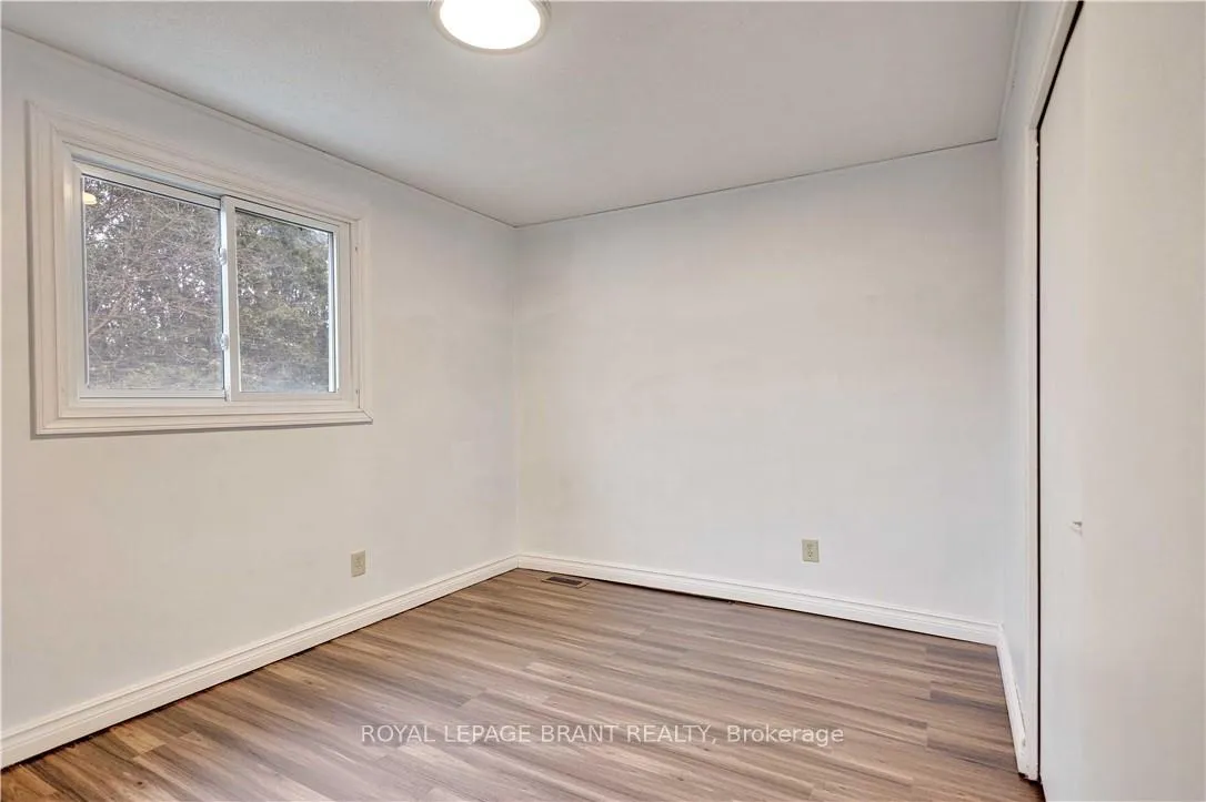Photo 16 of 26 October Place, Brantford — HOMEH