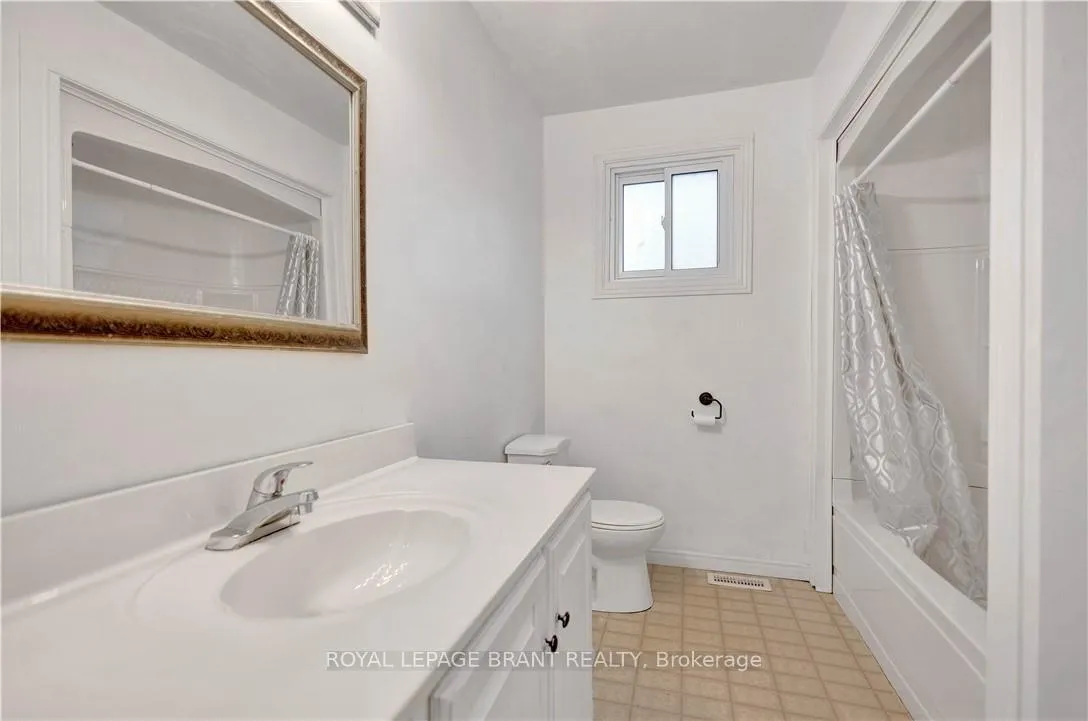 Photo 20 of 26 October Place, Brantford — HOMEH
