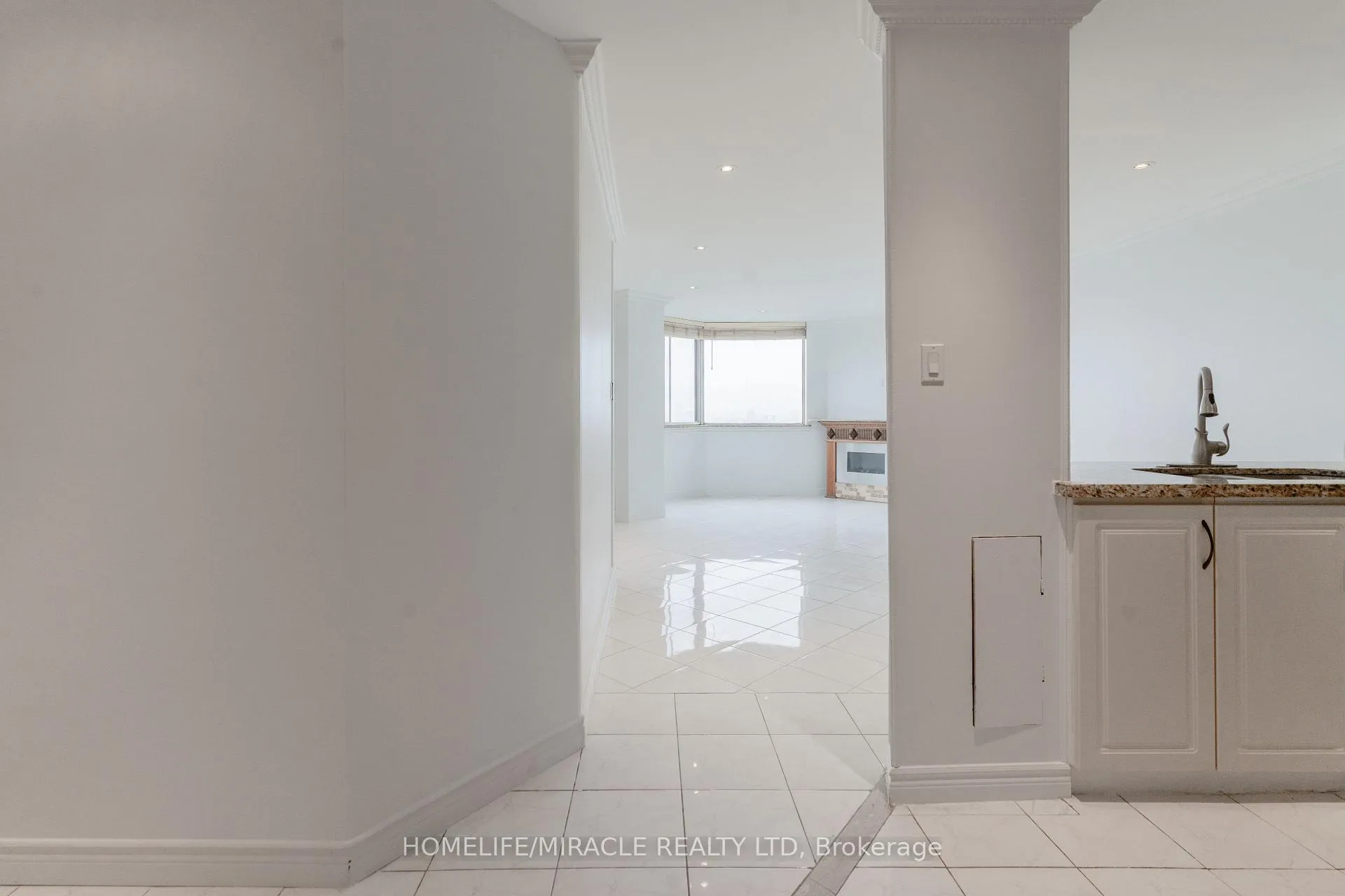 Photo 10 of Unit 2203, 234 Albion Road, Etobicoke, Elms-Old Rexdale — HOMEH