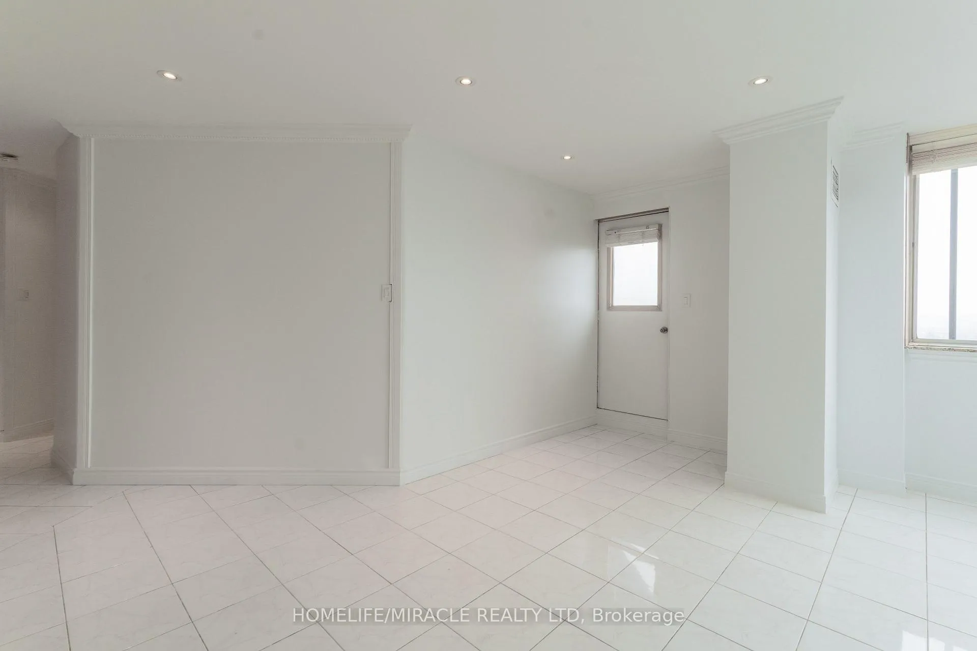 Photo 15 of Unit 2203, 234 Albion Road, Etobicoke, Elms-Old Rexdale — HOMEH