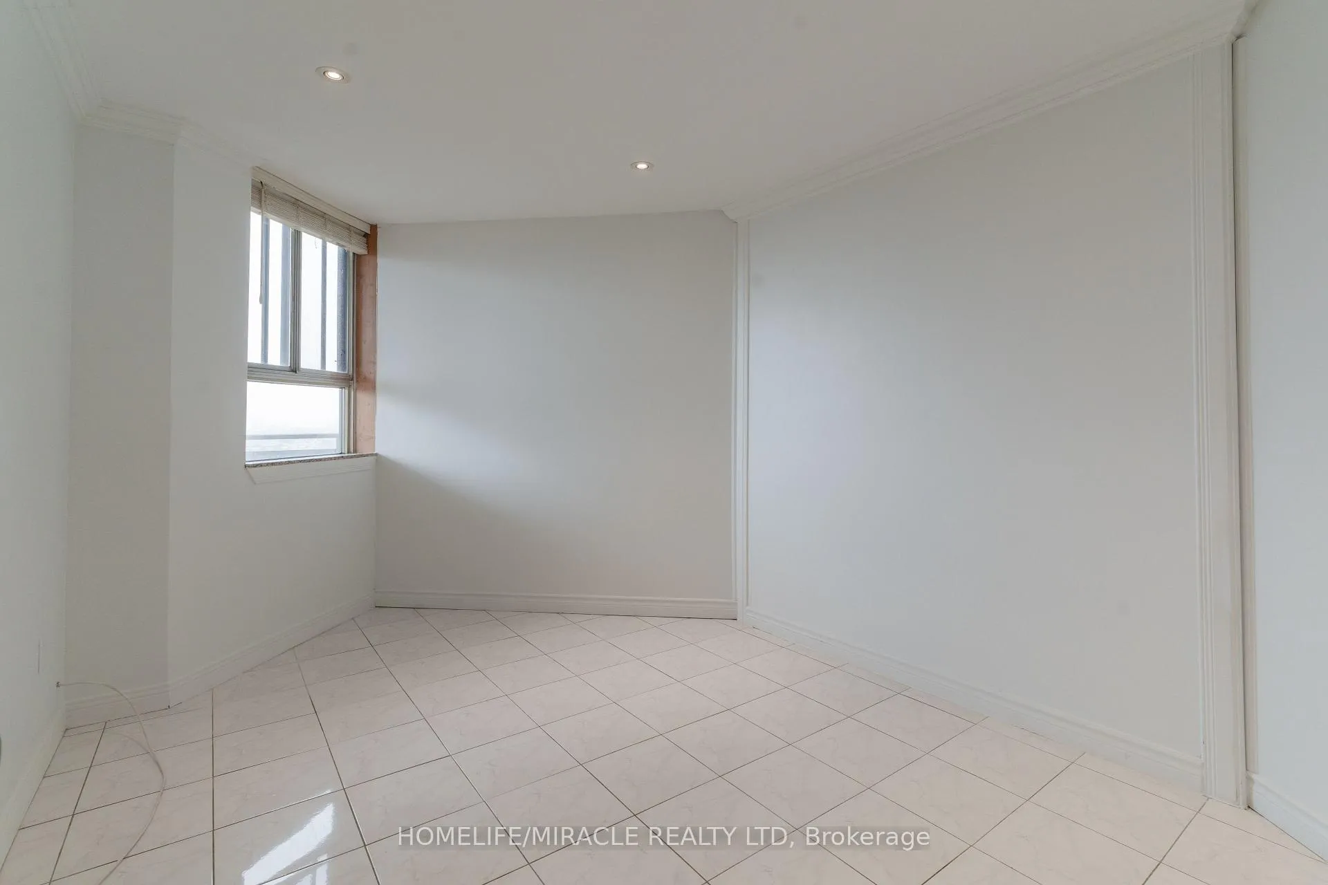 Photo 18 of Unit 2203, 234 Albion Road, Etobicoke, Elms-Old Rexdale — HOMEH