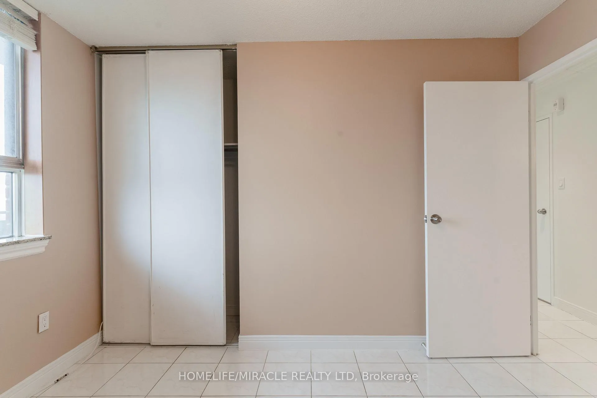 Photo 20 of Unit 2203, 234 Albion Road, Etobicoke, Elms-Old Rexdale — HOMEH