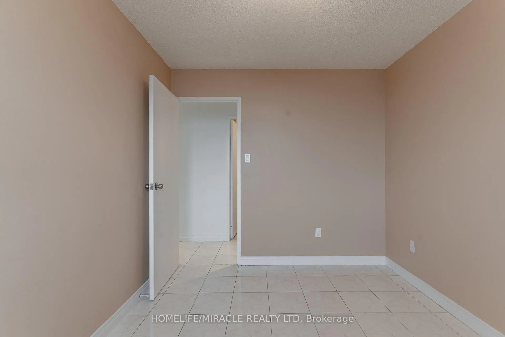 Photo 25 of Unit 2203, 234 Albion Road, Etobicoke, Elms-Old Rexdale — HOMEH