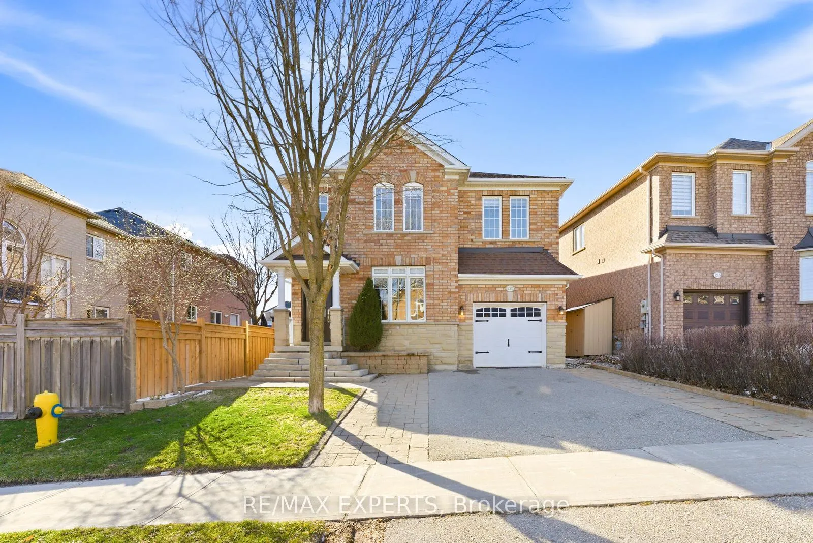 Photo 2 of 219 Regency View Heights, Vaughan, Rural Vaughan — HOMEH