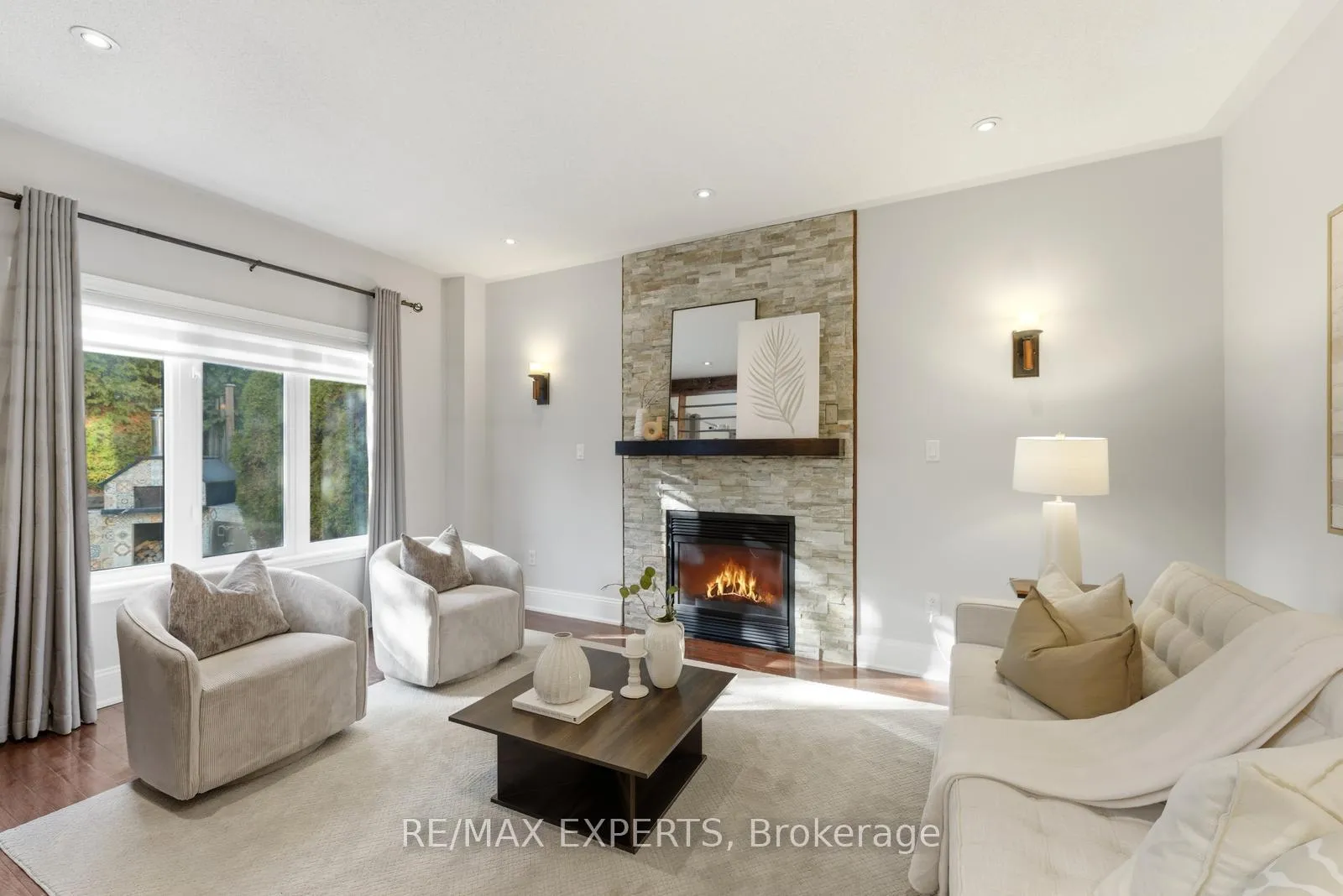 Photo 14 of 219 Regency View Heights, Vaughan, Rural Vaughan — HOMEH