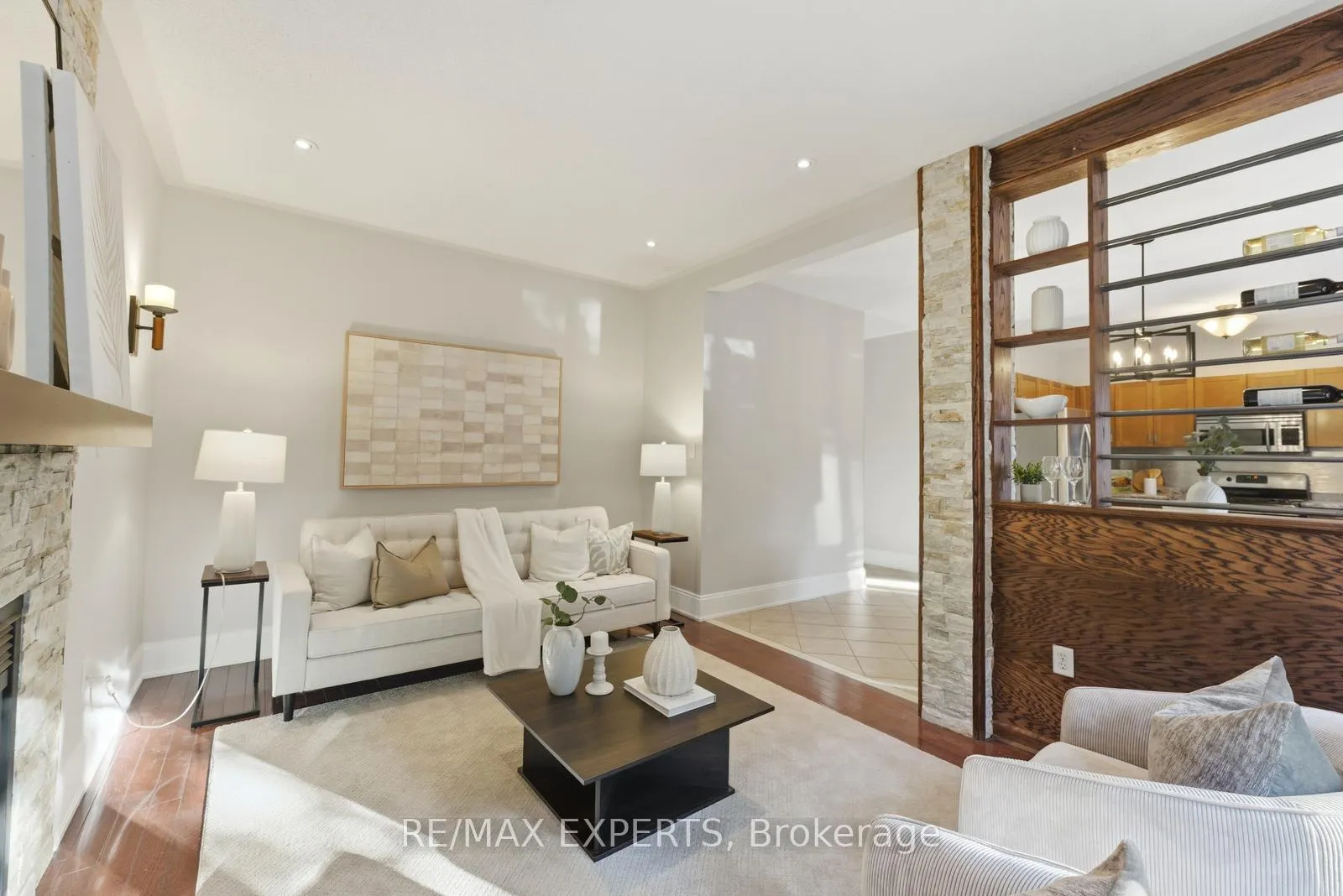 Photo 15 of 219 Regency View Heights, Vaughan, Rural Vaughan — HOMEH