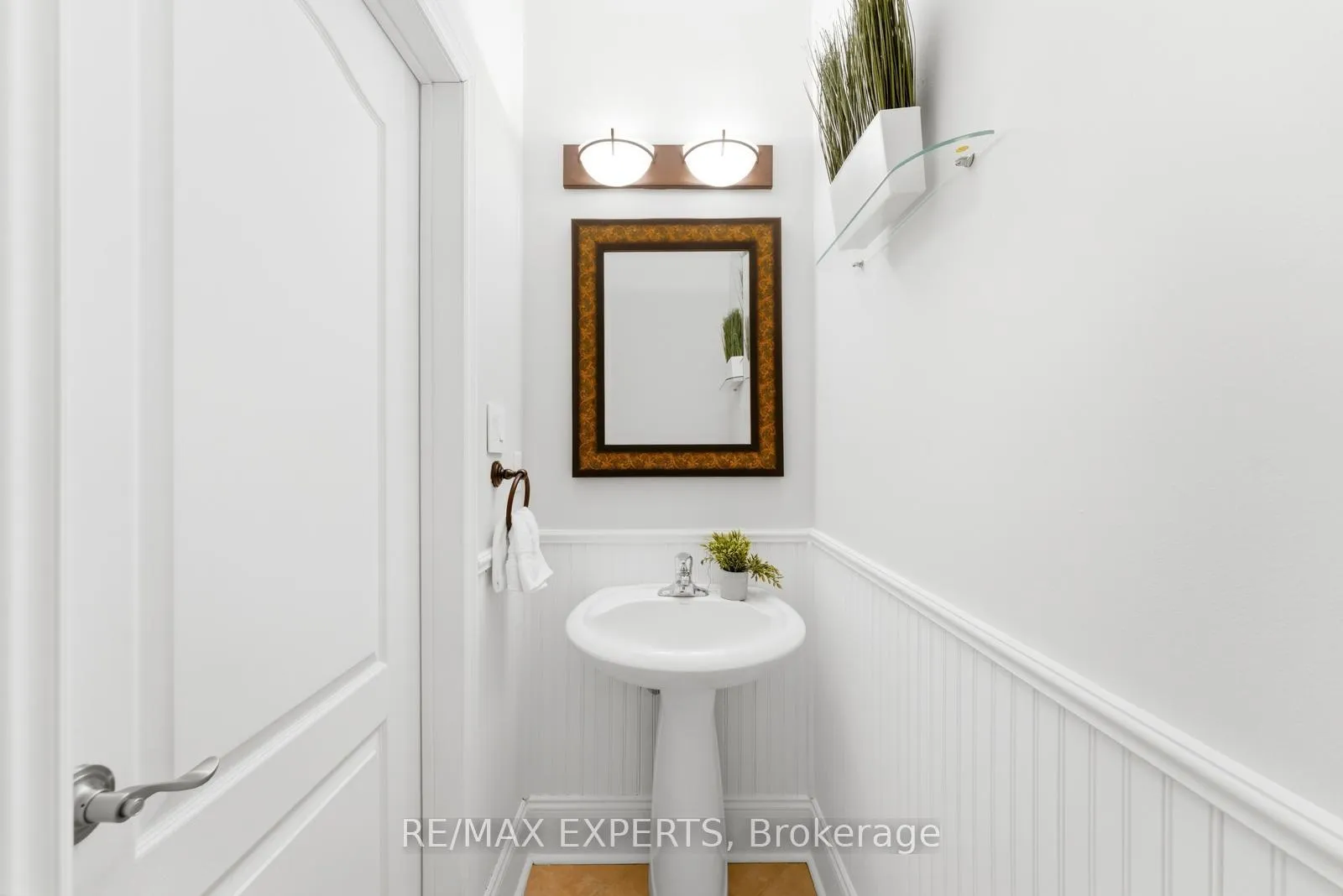 Photo 18 of 219 Regency View Heights, Vaughan, Rural Vaughan — HOMEH