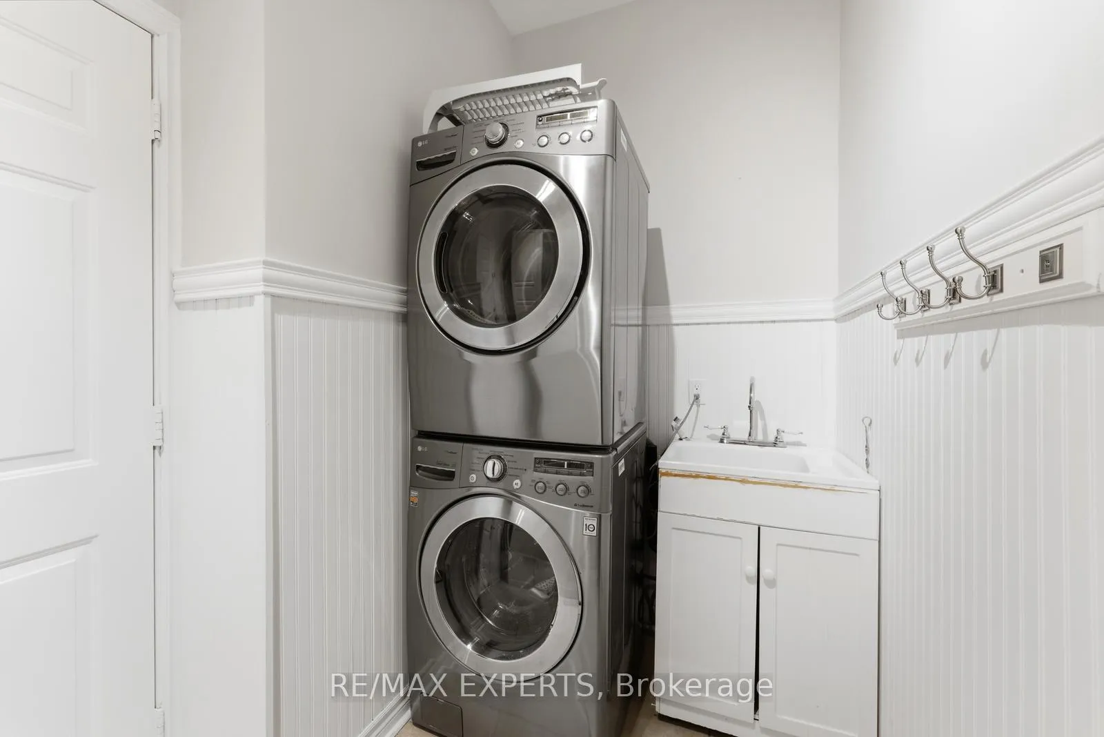 Photo 20 of 219 Regency View Heights, Vaughan, Rural Vaughan — HOMEH