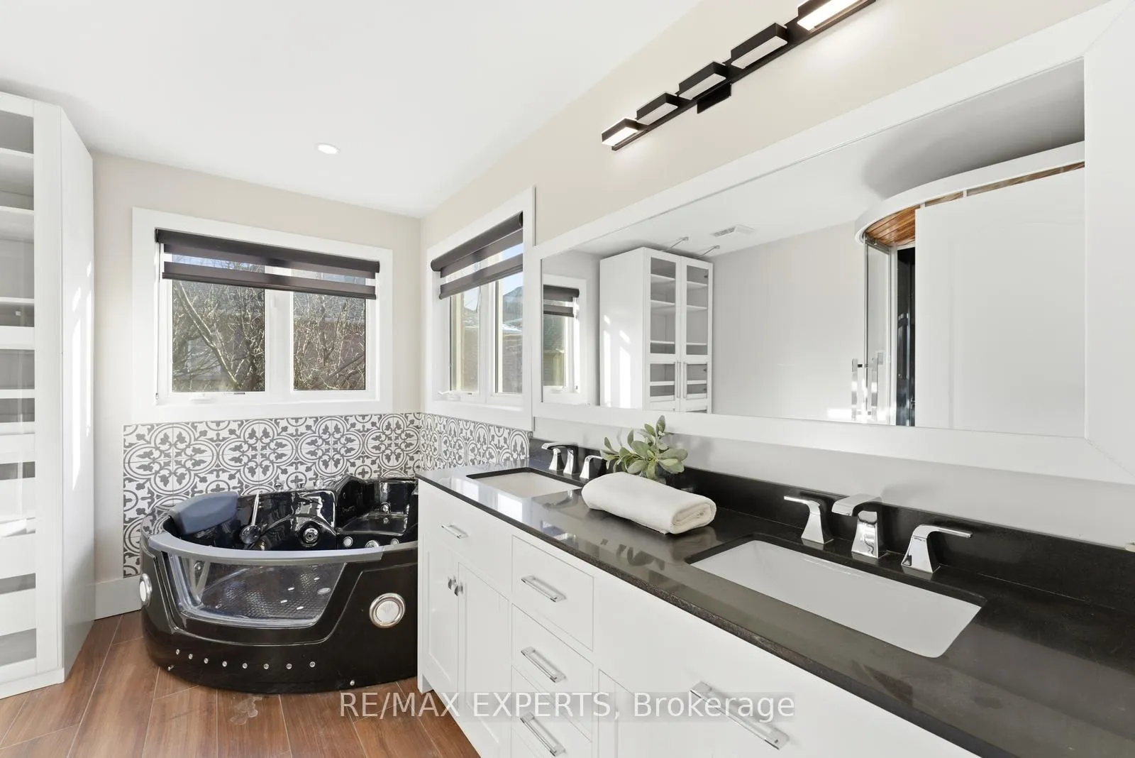 Photo 25 of 219 Regency View Heights, Vaughan, Rural Vaughan — HOMEH