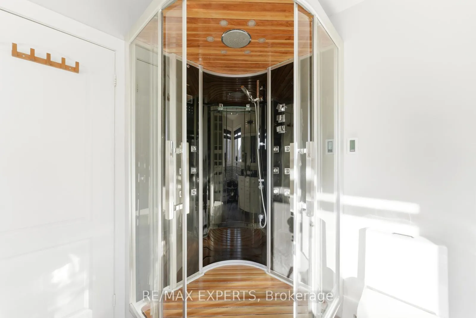 Photo 26 of 219 Regency View Heights, Vaughan, Rural Vaughan — HOMEH