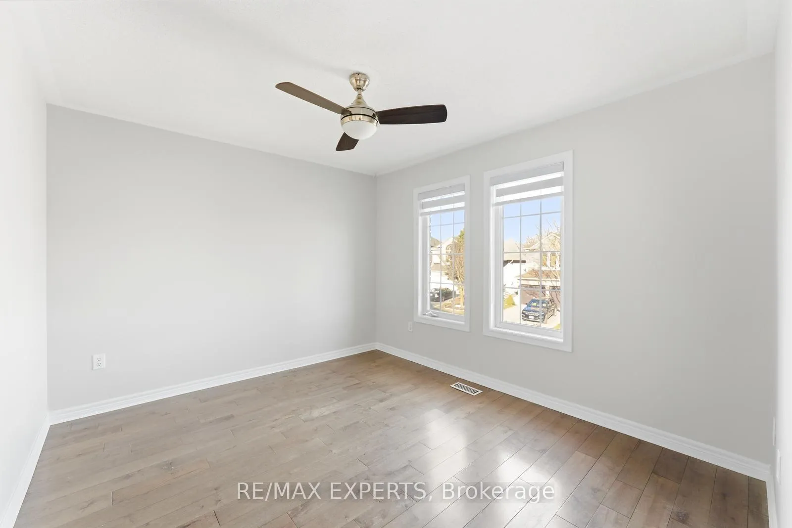 Photo 30 of 219 Regency View Heights, Vaughan, Rural Vaughan — HOMEH