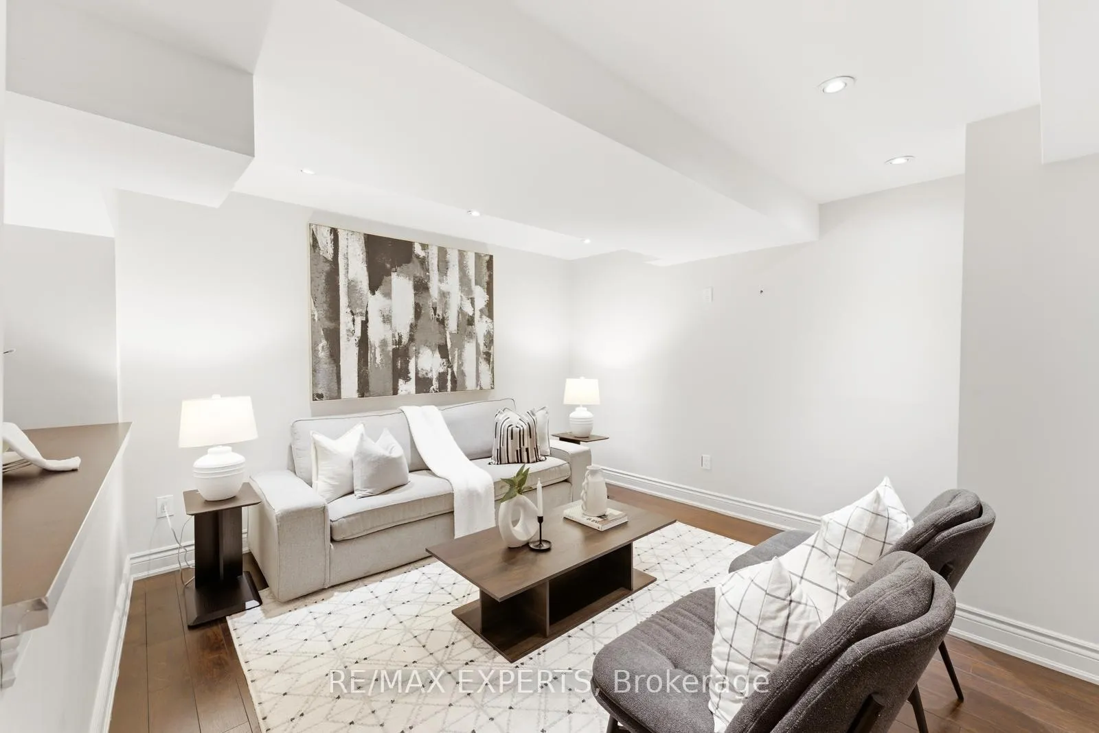 Photo 35 of 219 Regency View Heights, Vaughan, Rural Vaughan — HOMEH
