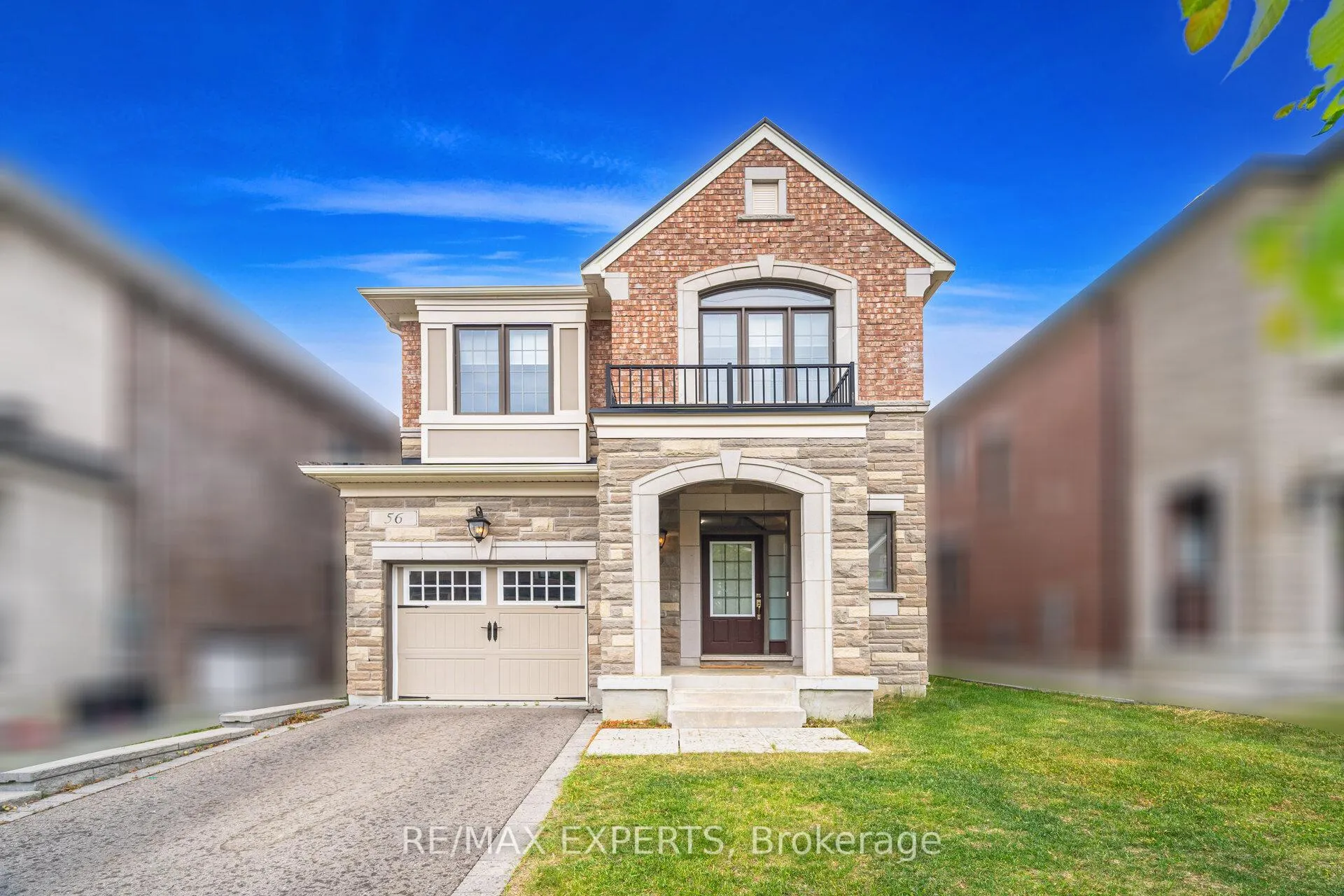 Photo 2 of 56 Lacrosse Trail, Vaughan, Kleinburg — HOMEH