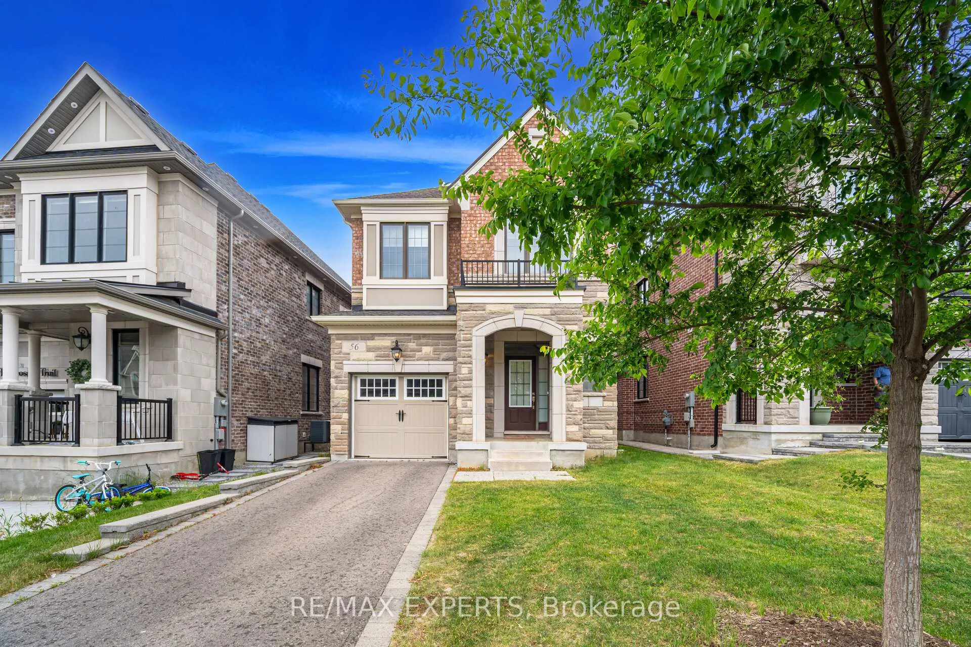 Photo 3 of 56 Lacrosse Trail, Vaughan, Kleinburg — HOMEH
