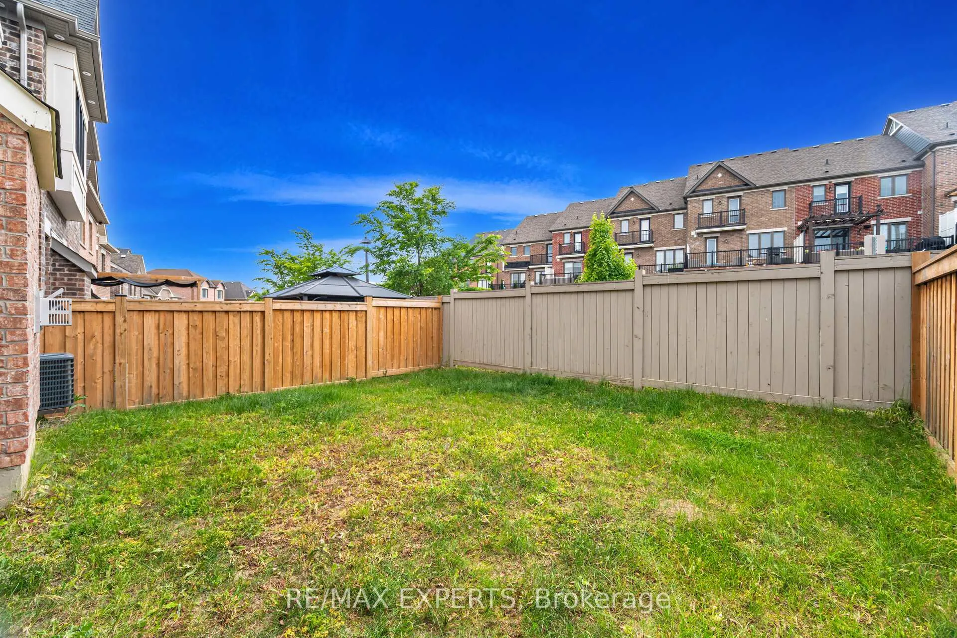 Photo 38 of 56 Lacrosse Trail, Vaughan, Kleinburg — HOMEH