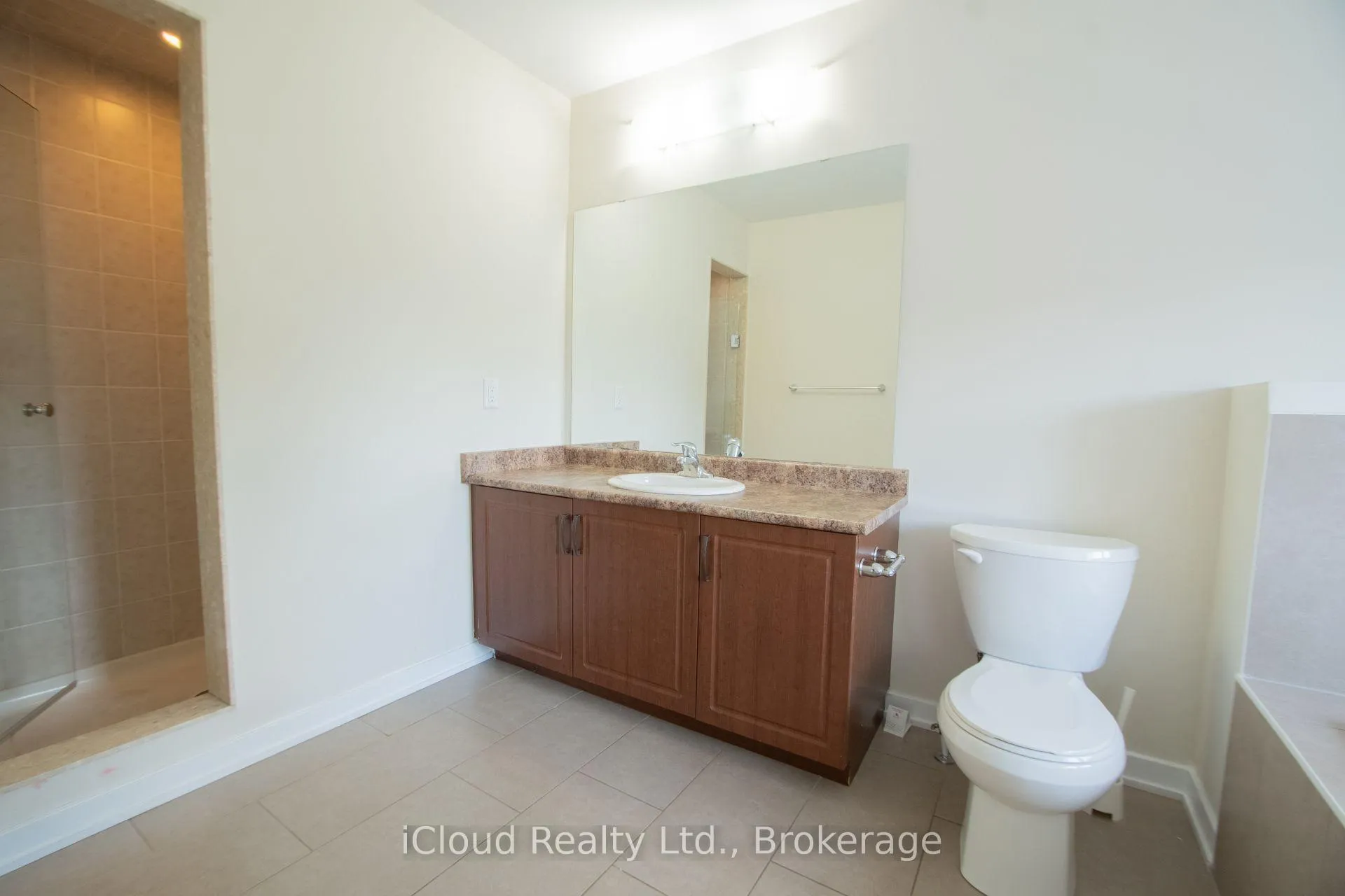 Photo 20 of 11 Sherway Street, Hamilton, Stoney Creek Mountain — HOMEH