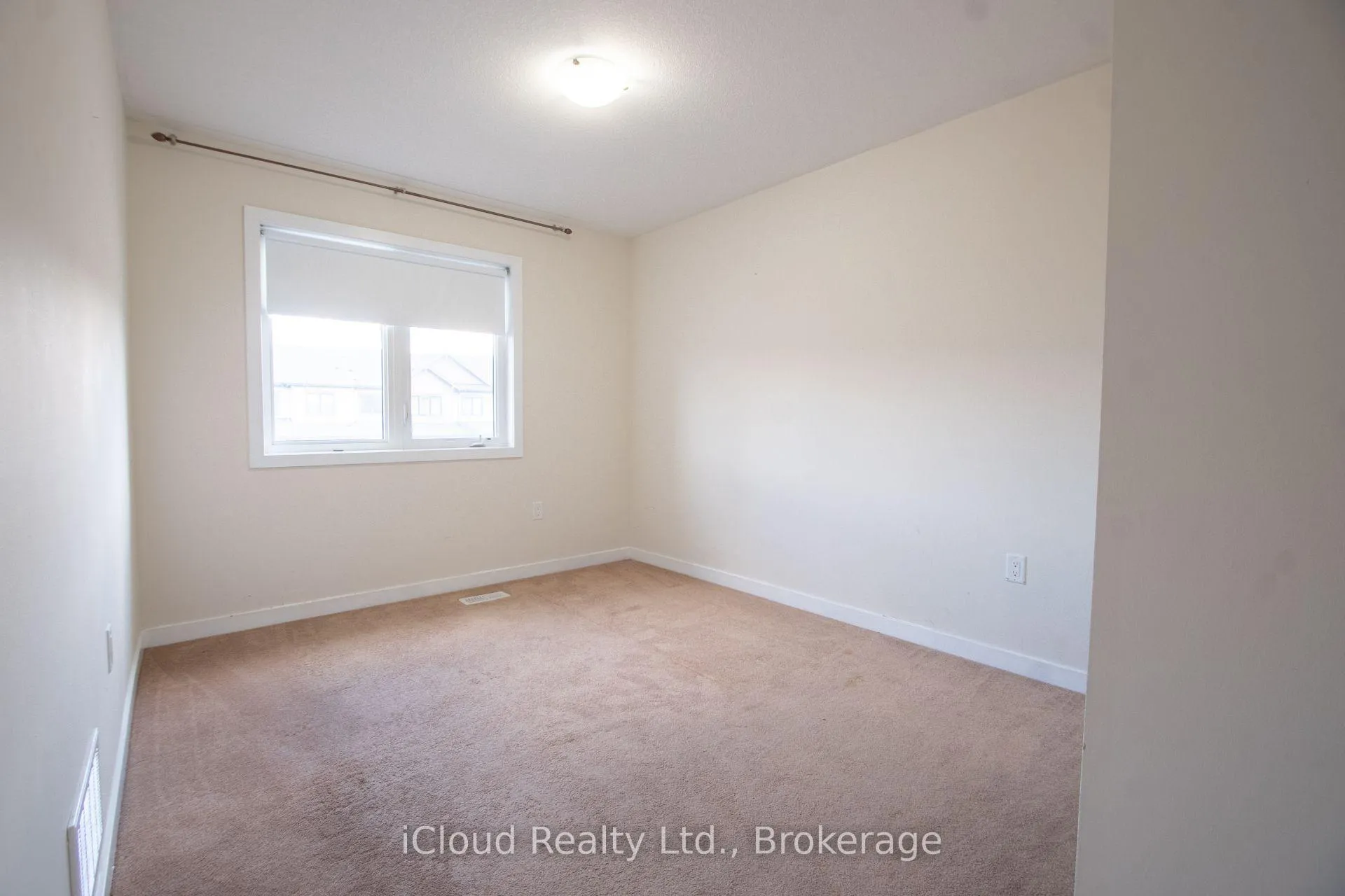Photo 25 of 11 Sherway Street, Hamilton, Stoney Creek Mountain — HOMEH
