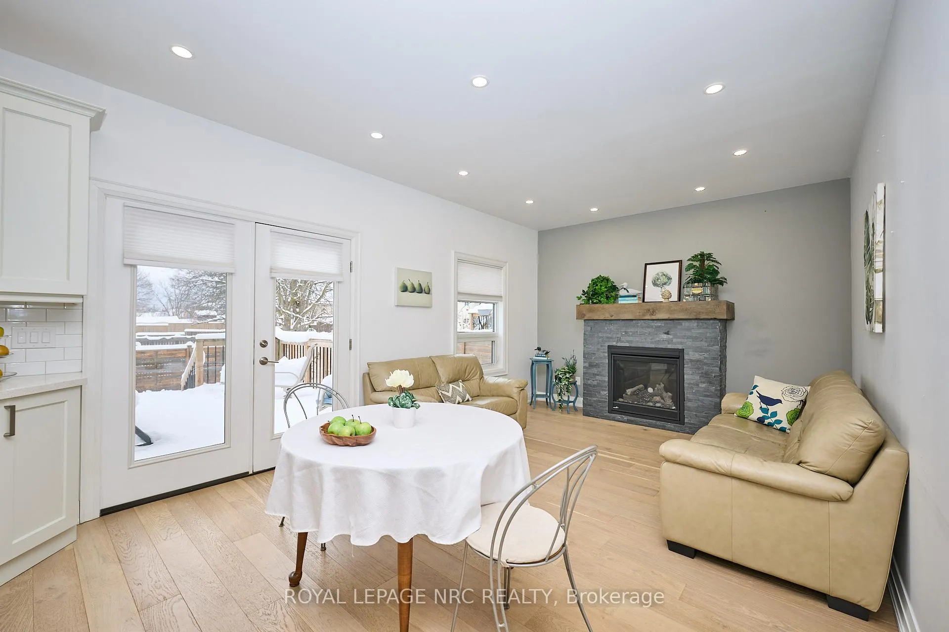 Photo 7 of 10 Leeson Street, St. Catharines, Burleigh Hill — HOMEH