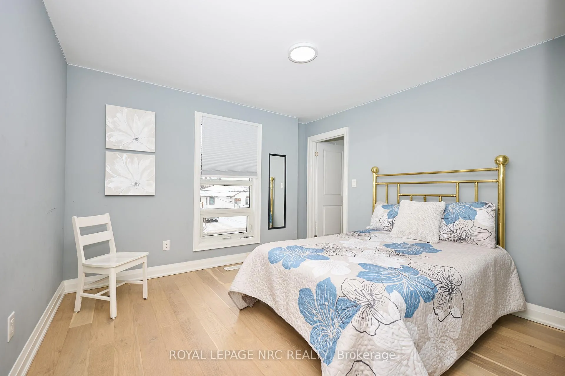 Photo 9 of 10 Leeson Street, St. Catharines, Burleigh Hill — HOMEH